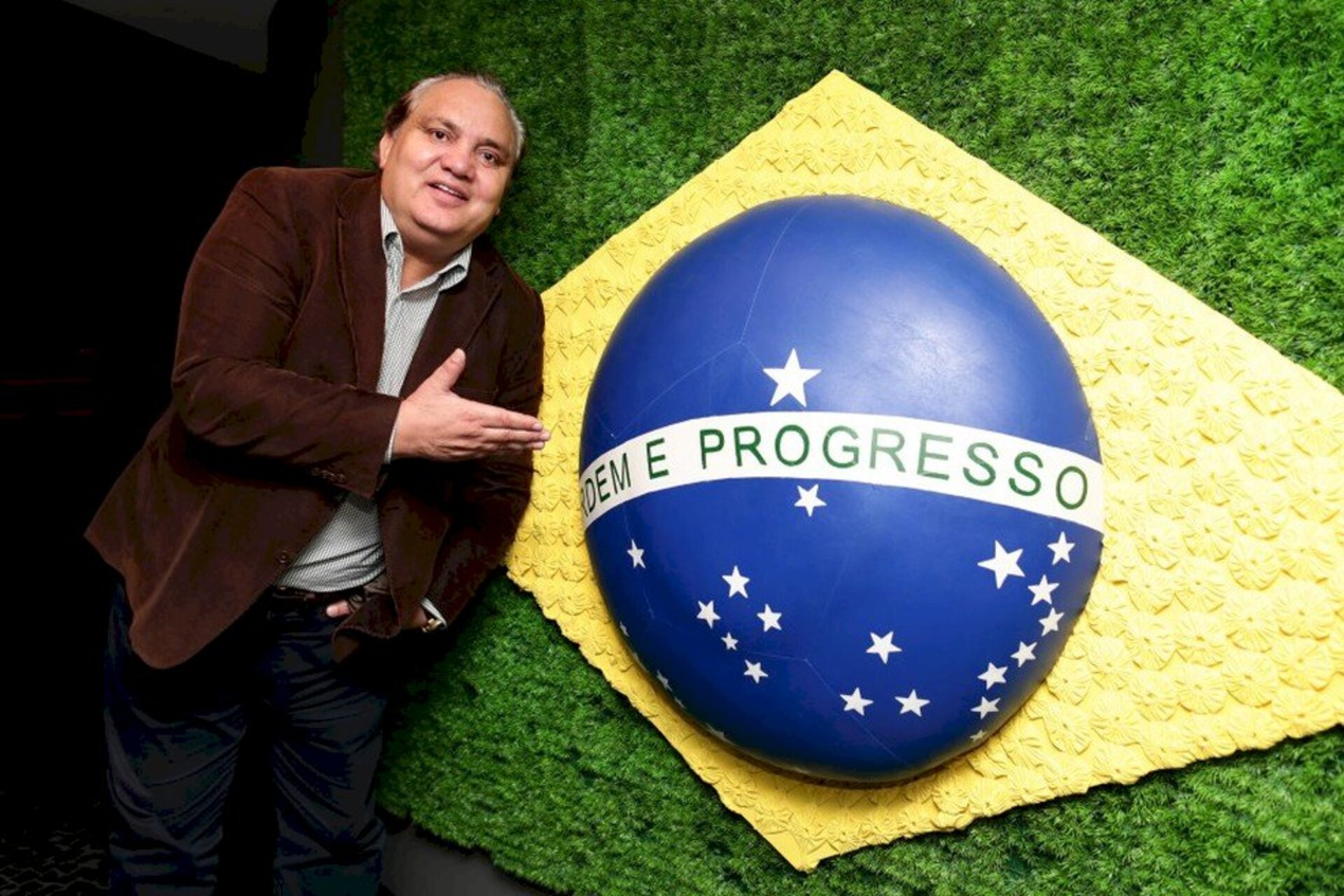 Branco saiu da UTI após ficar internado por covid-19