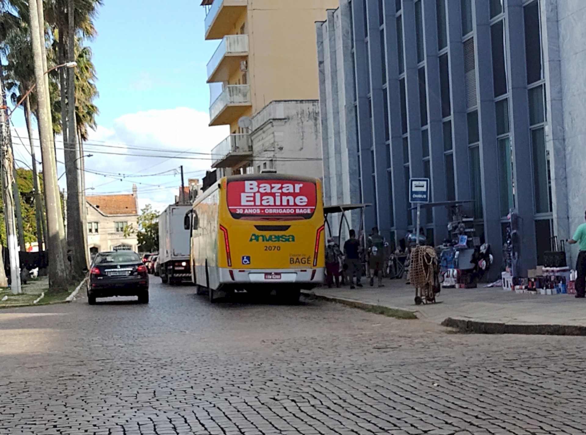Ônibus poderão circular com até 75% do total