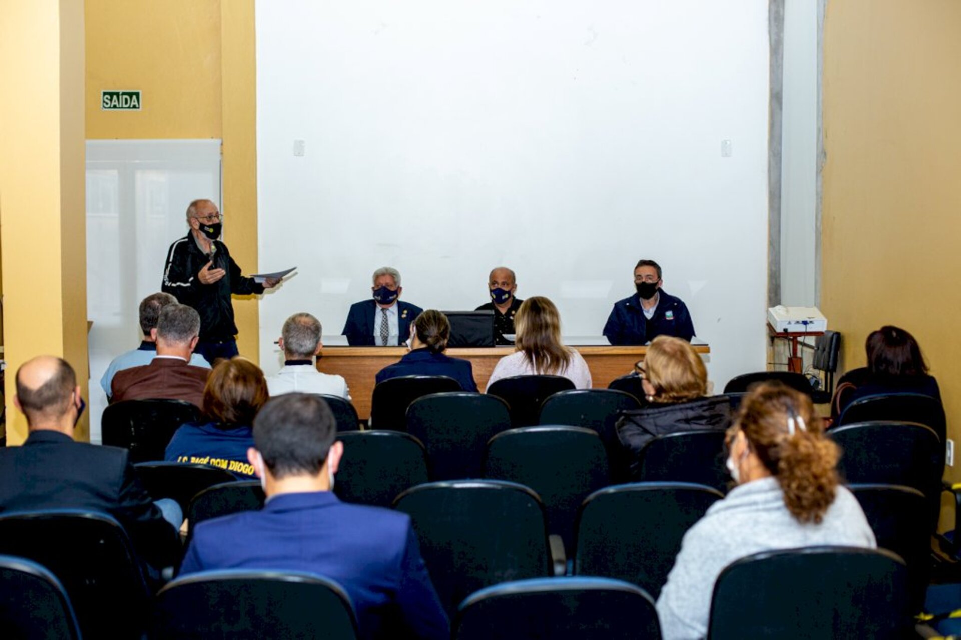 No ato de entrega foi assinado um termo de comodato