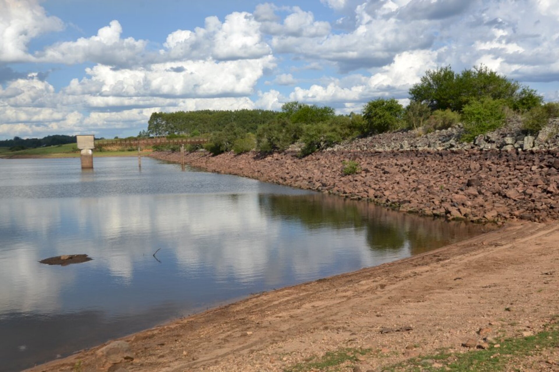Barragens estão com capacidade aquém no normal