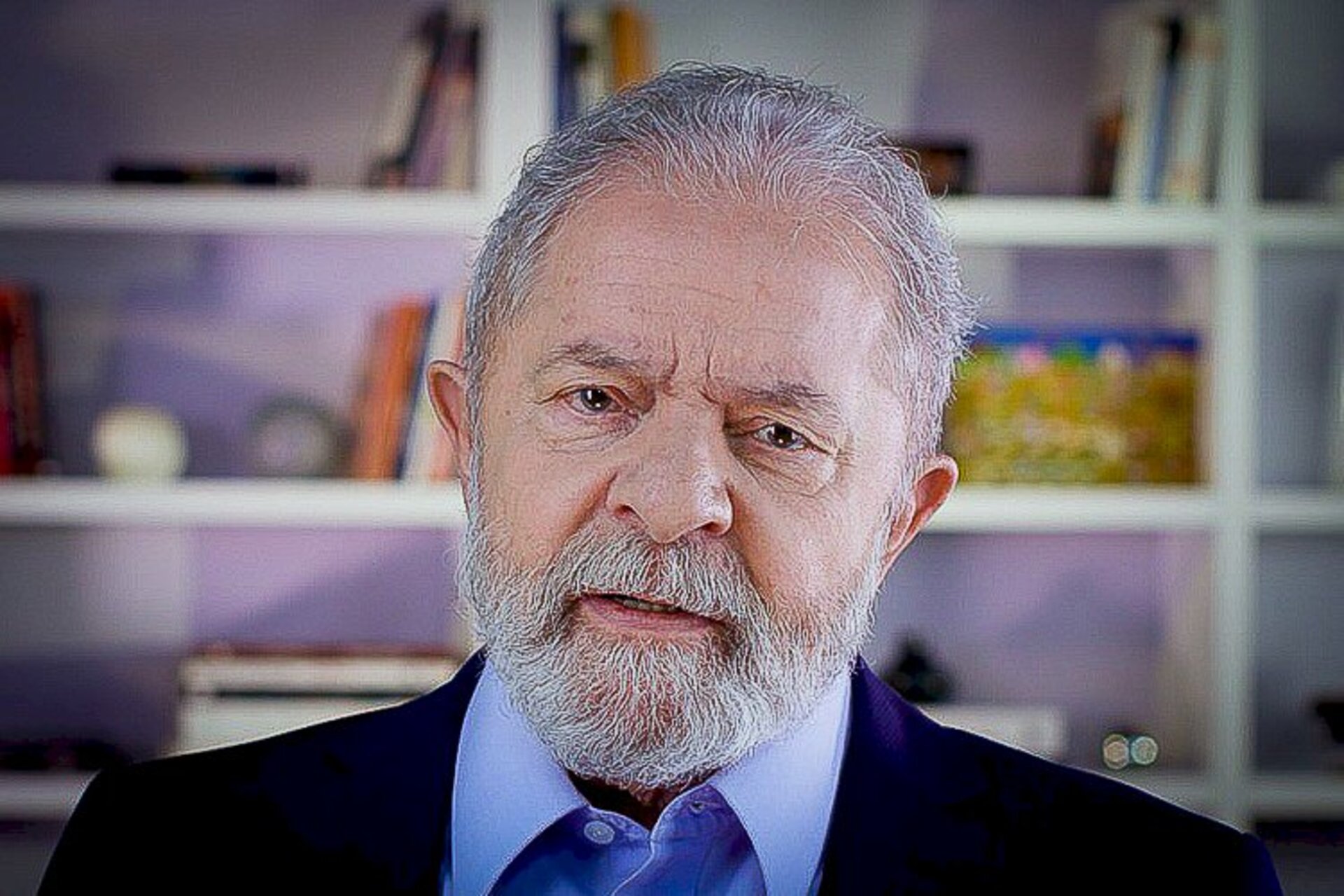 Petista elencou diferenças entre sua política externa e a de Bolsonaro