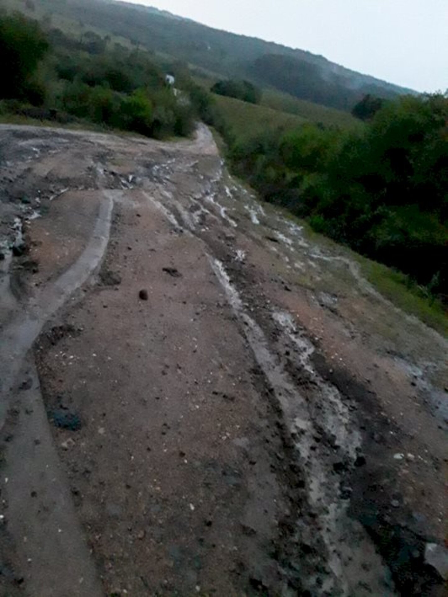 Situação da via no Corredor da Lixiguana