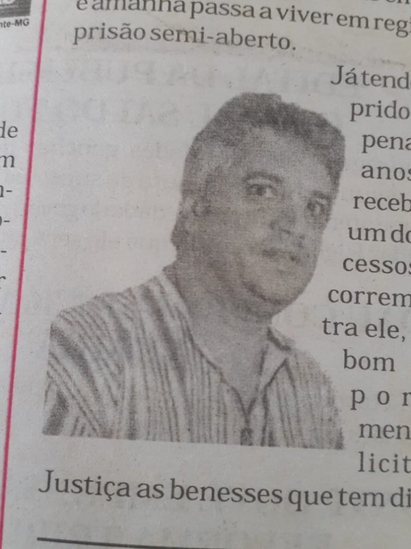 Recorte de jornal sobre a história de Brito