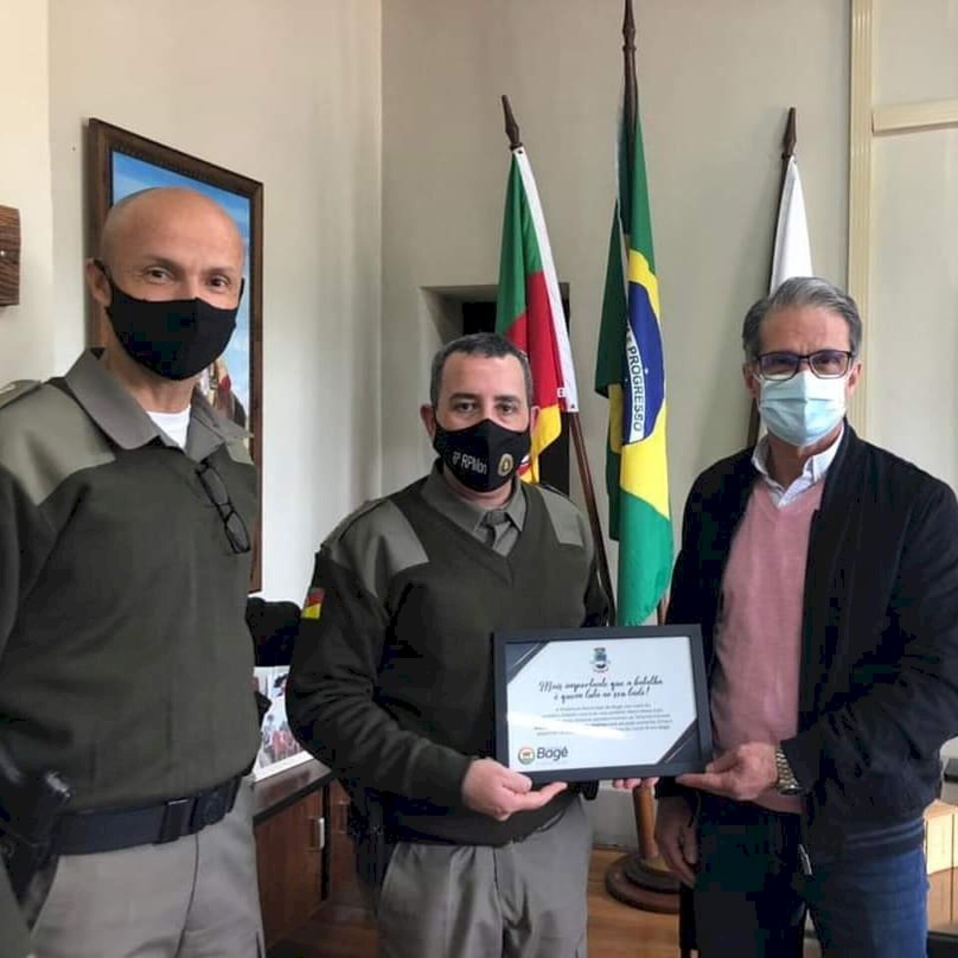Militares foram recebidos pelo prefeito em exercício