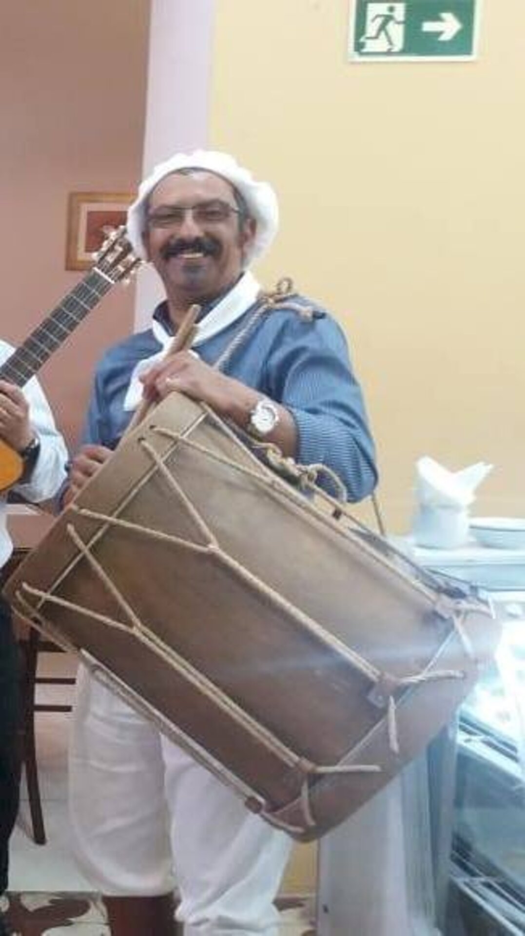 Dutra é professor e músico conhecido na cidade