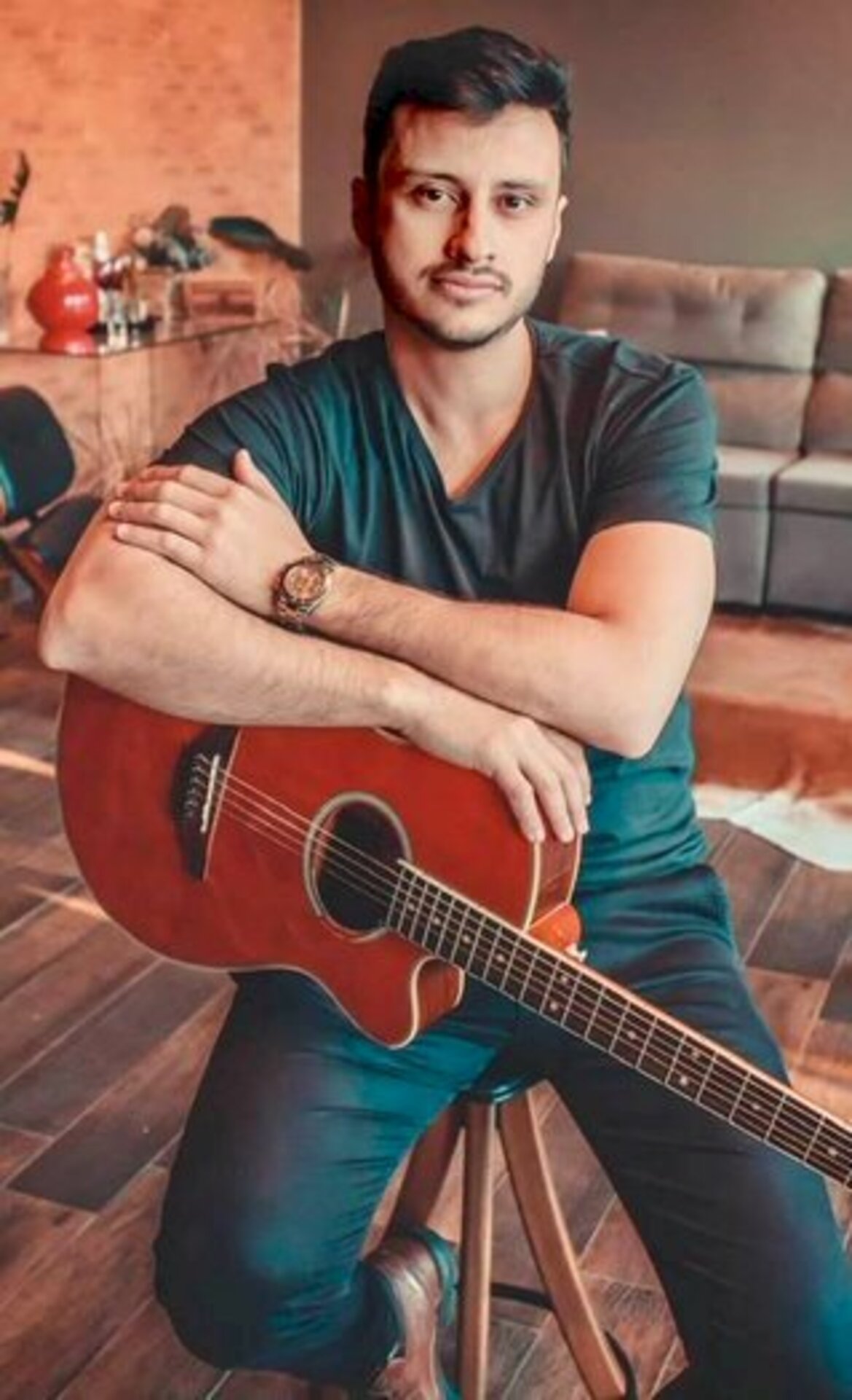 Advogado por formação e músico por hobby, Jean Saliba mandou ver no palco Gabana no último sábado. Novidades à vista...