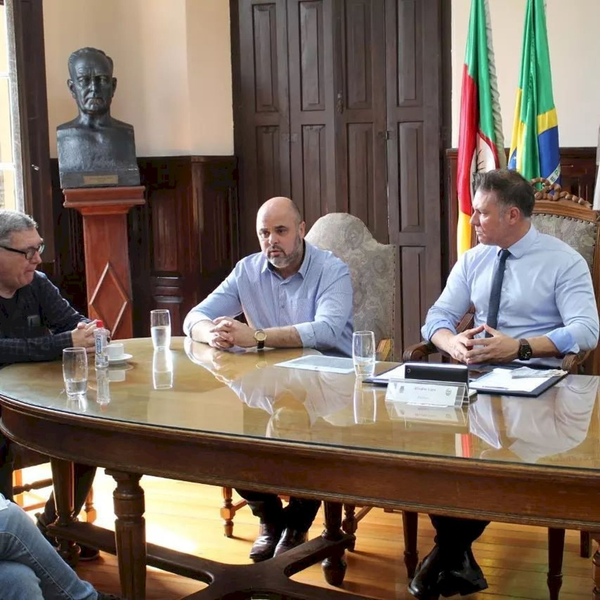 Ato foi oficializado no gabinete do prefeito