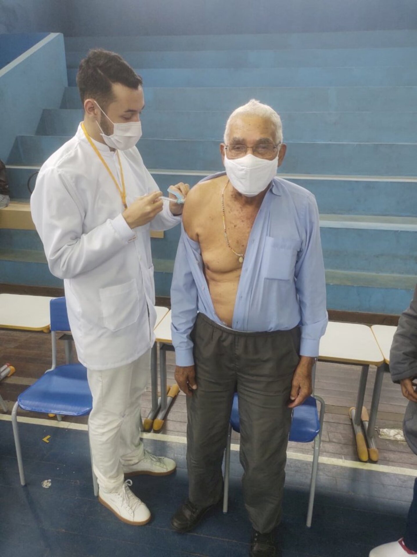 Imunização, ontem, no ginásio do São Pedro