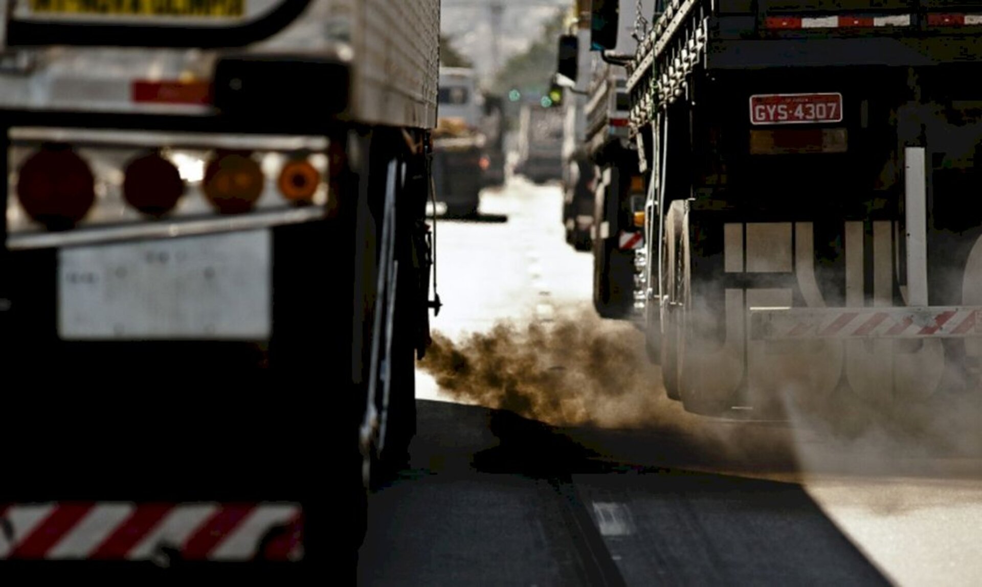 Foi citada a qualificação dos transporte público como uma das soluções