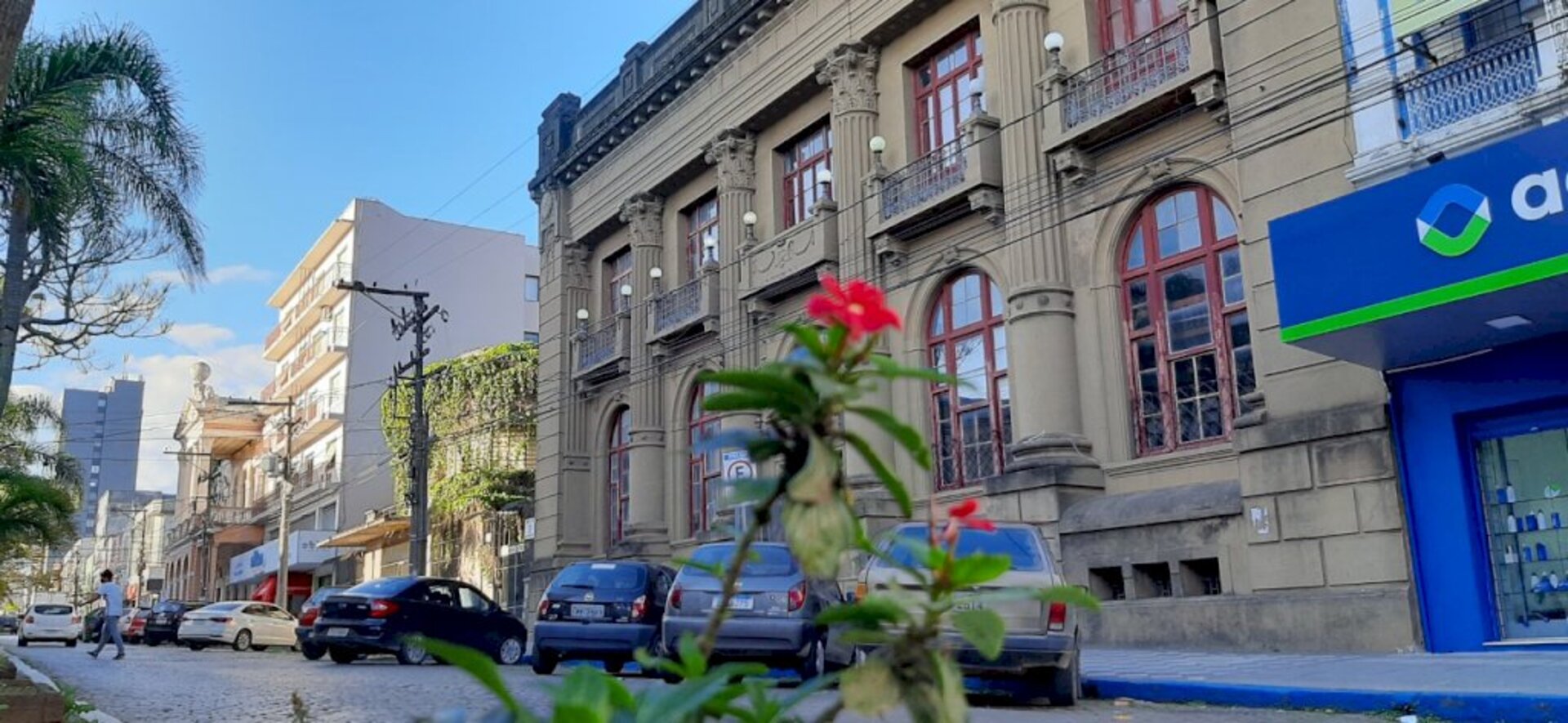 Há quem defenda que estrutura pode ser teatro, restaurante e ter outras utilidades
