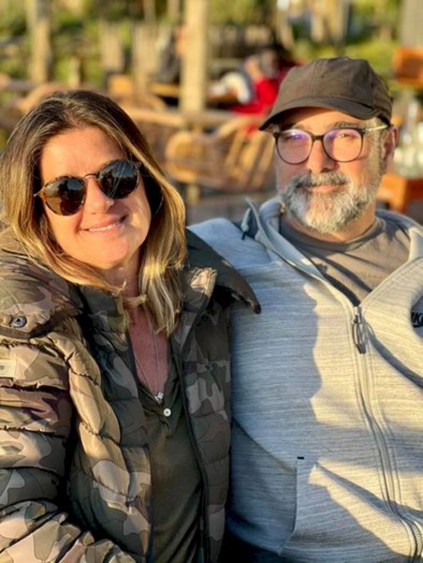 Luciana Suñe e Jorge César Martins Teixeira, pelas lentes da coluna, em Punta del Este