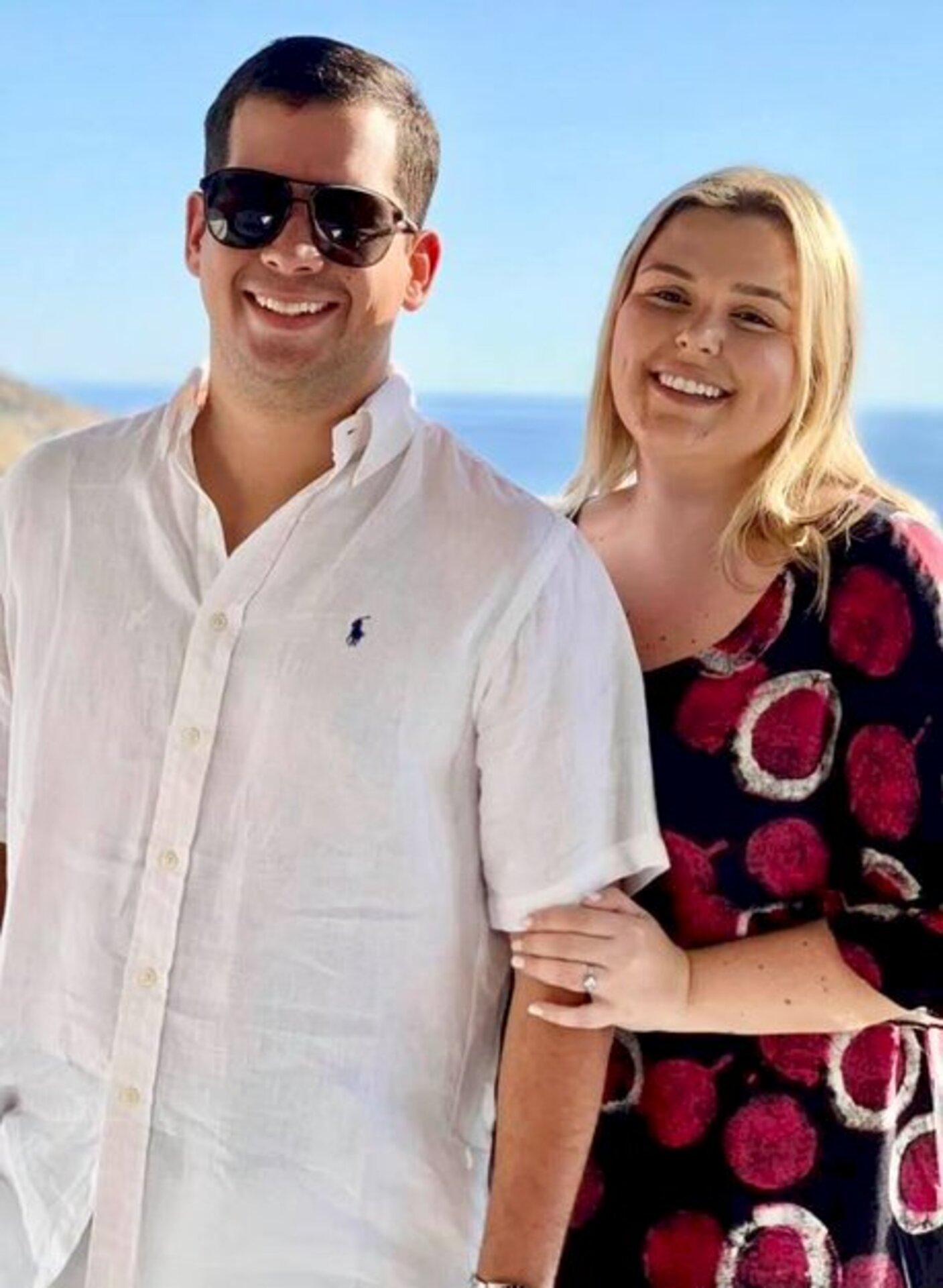 Gustavo de la Barrera e Geórgia Cleary casam-se em 11 de novembro. A cerimônia civil, seguida de festa para 250 convidados, acontece na Villa Toscana