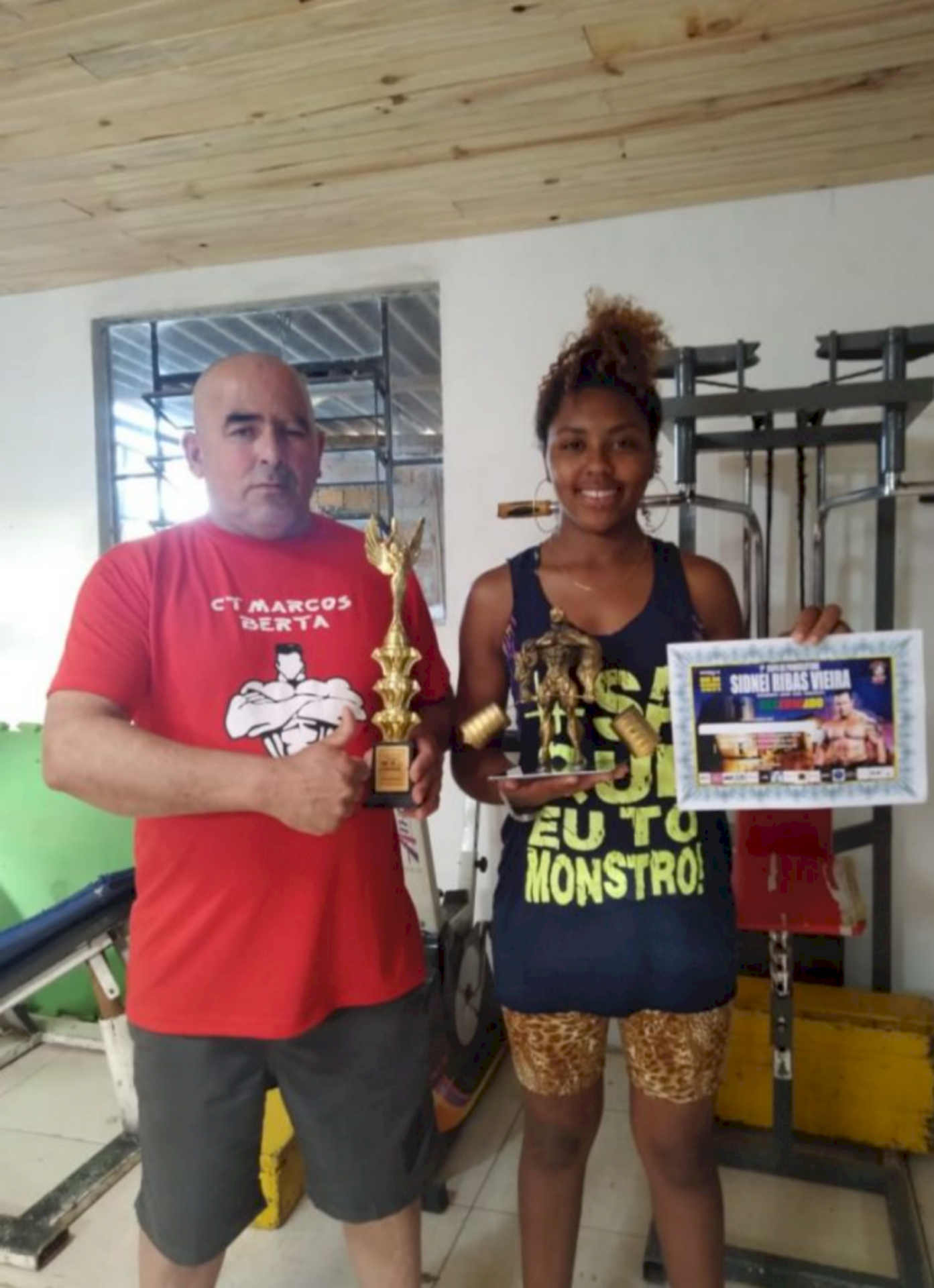 Marcos Berta e Alexia Rauane Silva Luiz