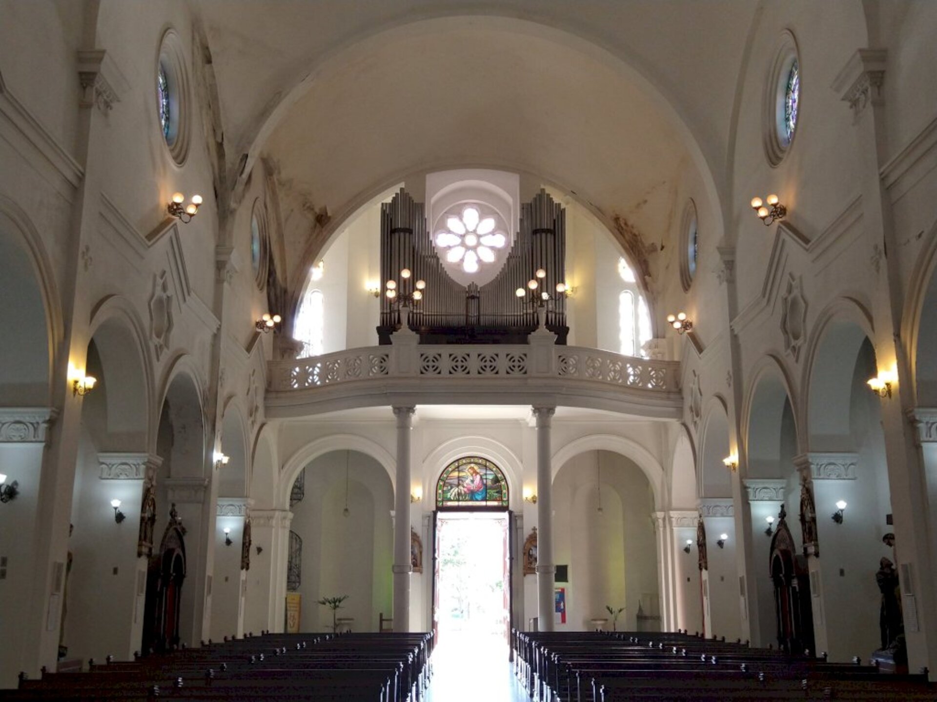 Missas acontecem em diversos pontos da cidade