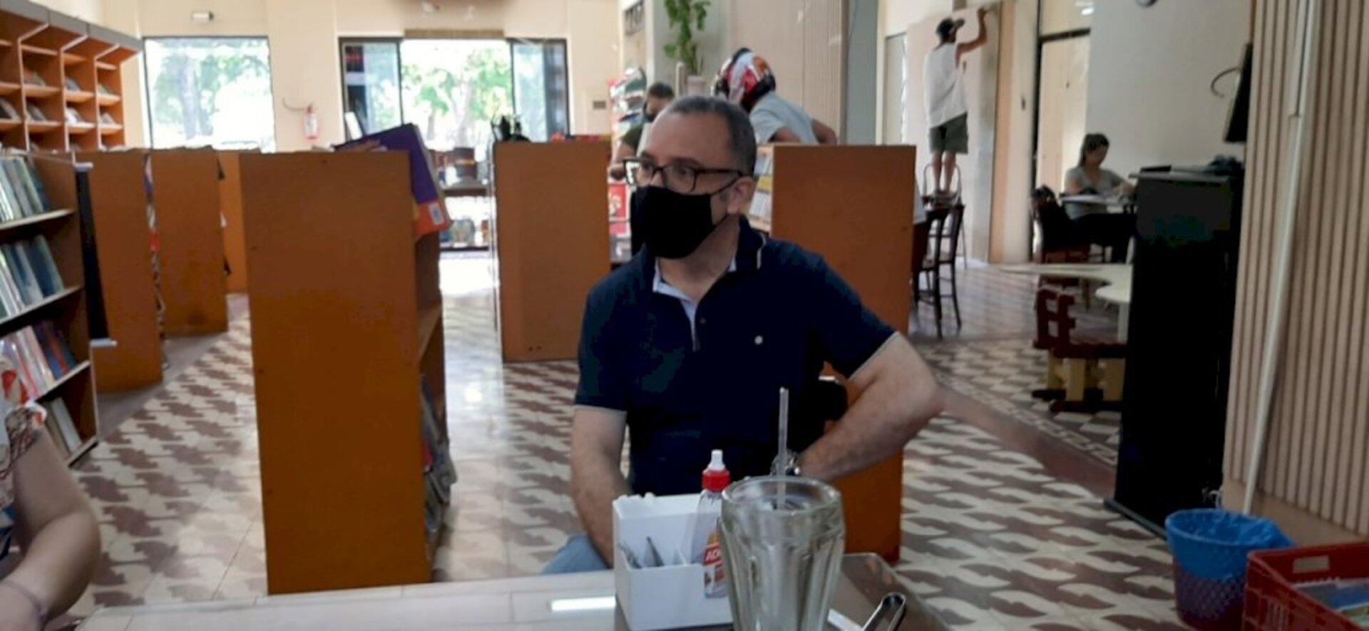 Empresário Richarles Nogueira acolhe sugestões para oferecer um ambiente mais moderno e eclético