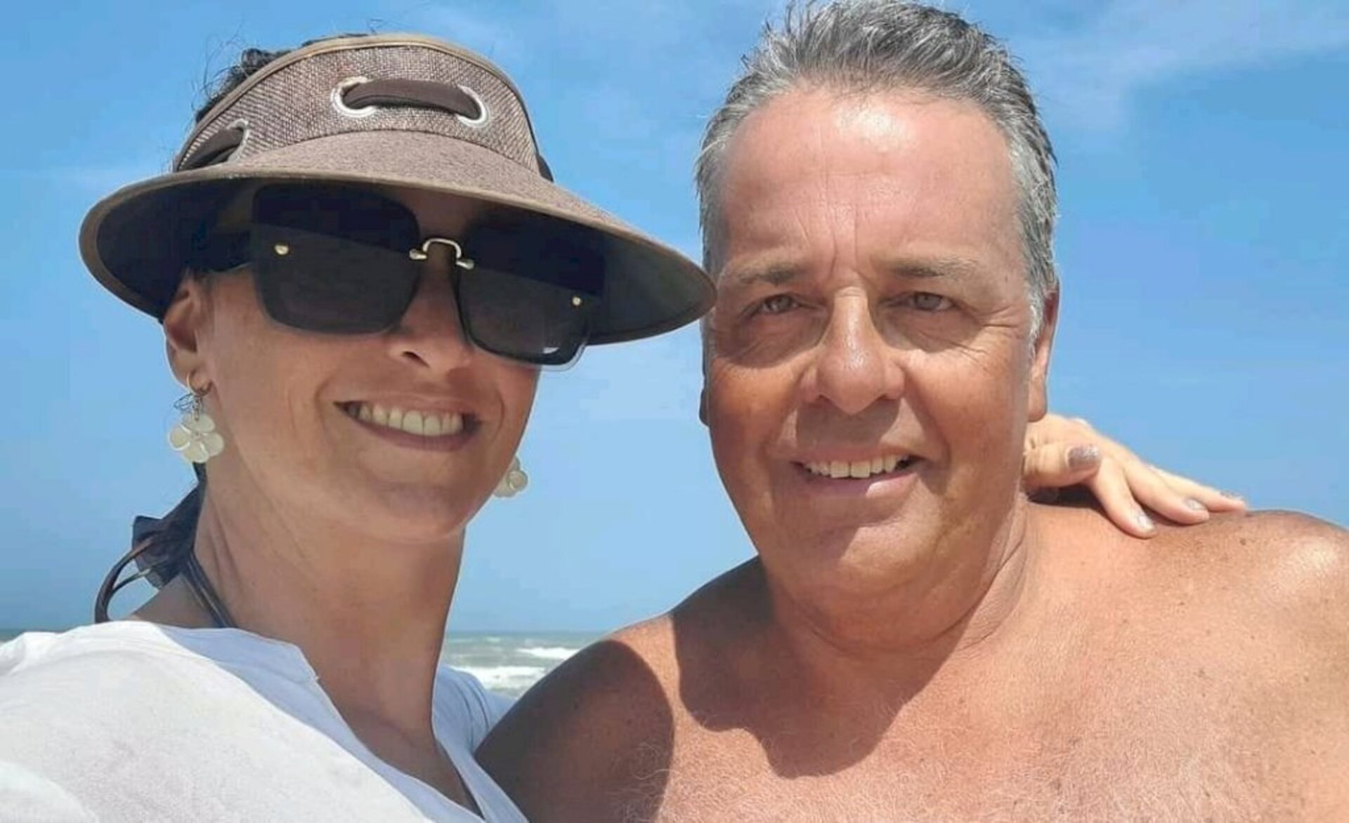 Paula Lemos Silveira e Maneco Moura completaram 12 anos de união