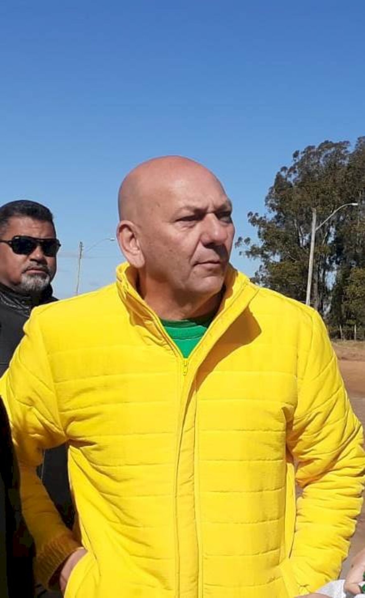 Empresário visitou o local onde será construída a loja na cidade