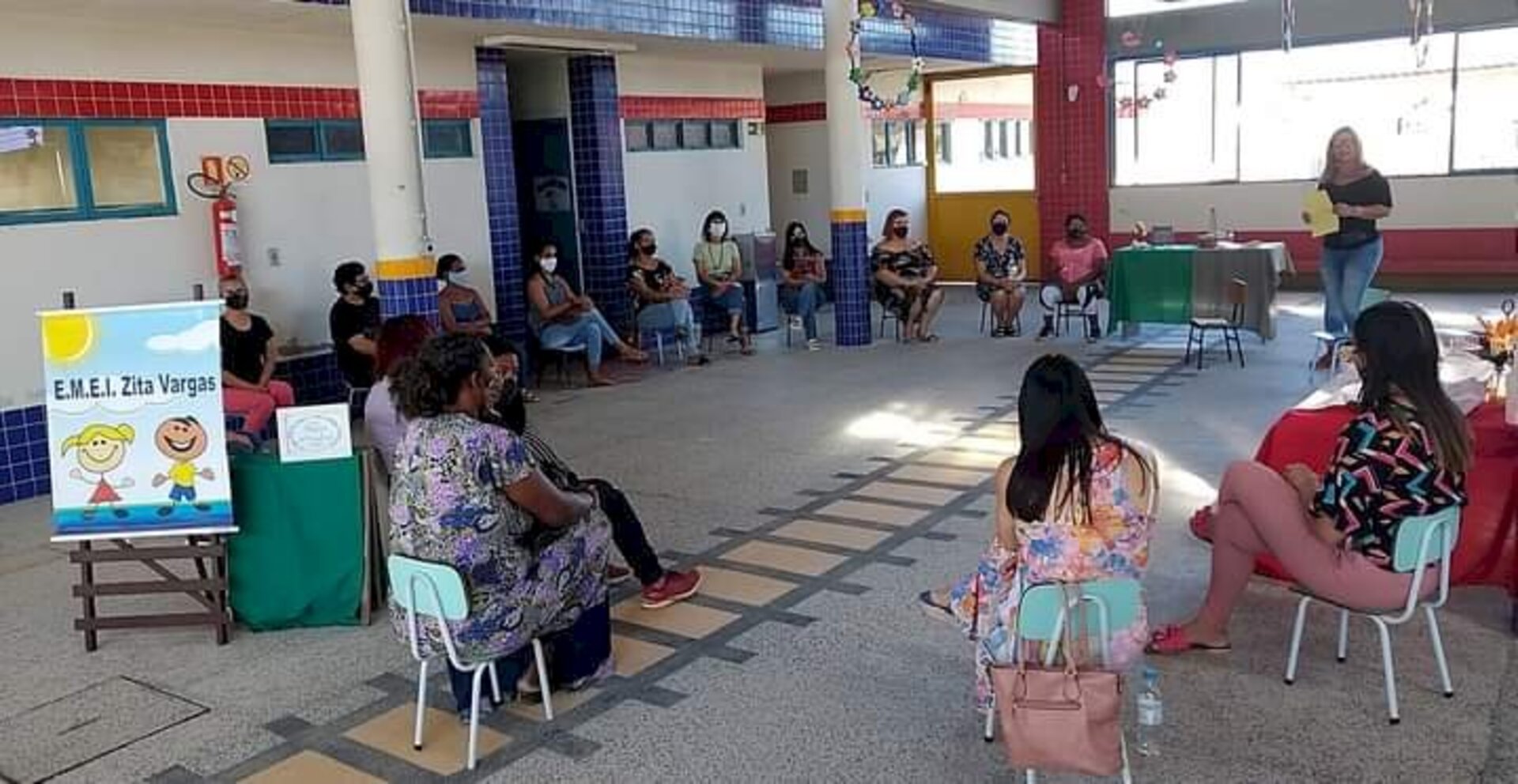 EMEI Zita Vargas em tarde de acolhida da equipe