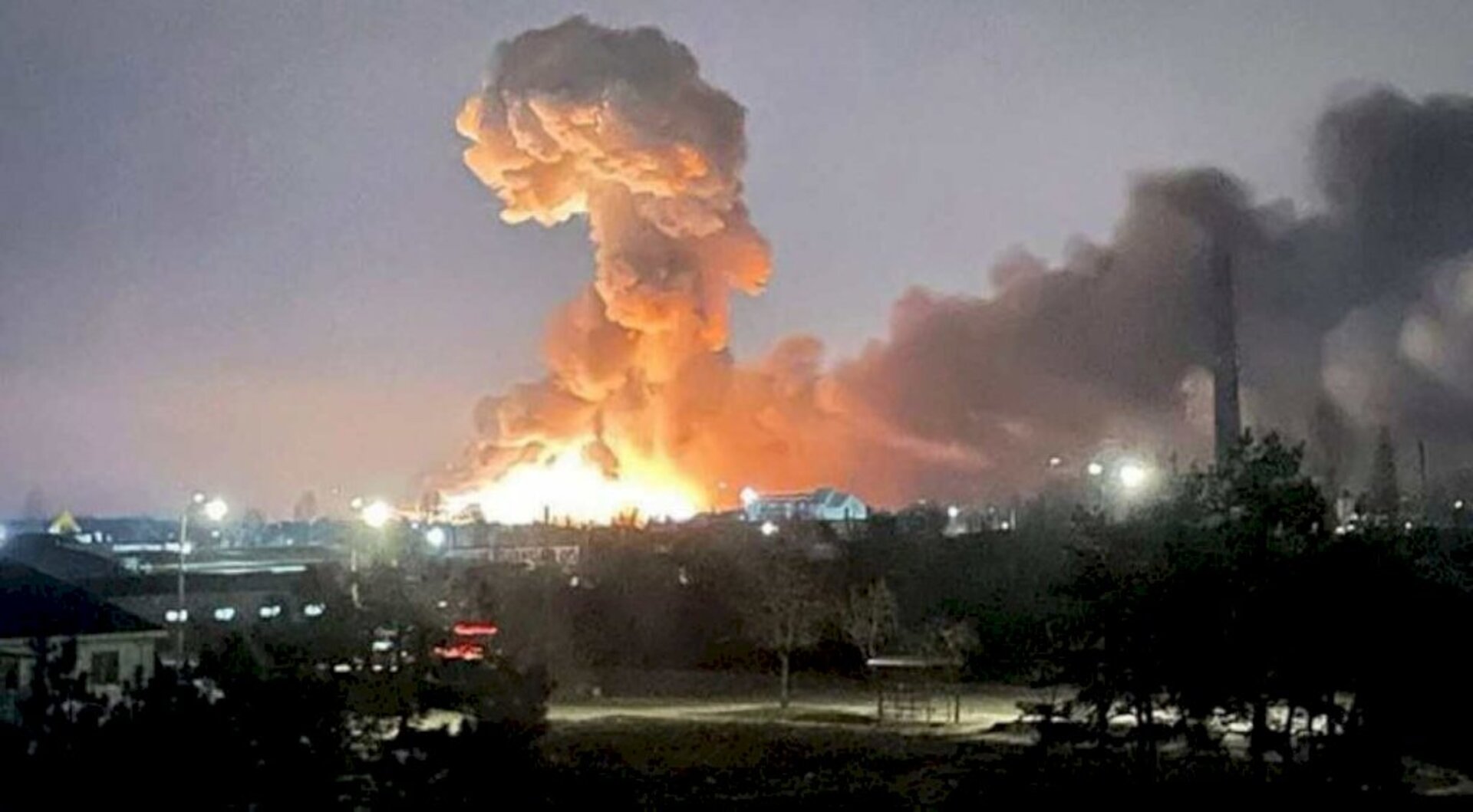 Ucrânia amanheceu sob bombardeio nessa quinta-feira