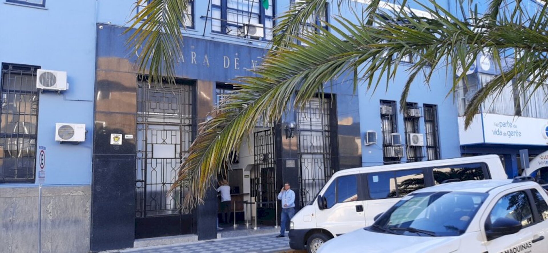 Com 39 projetos em pauta, sessões encerraram cedo da tarde