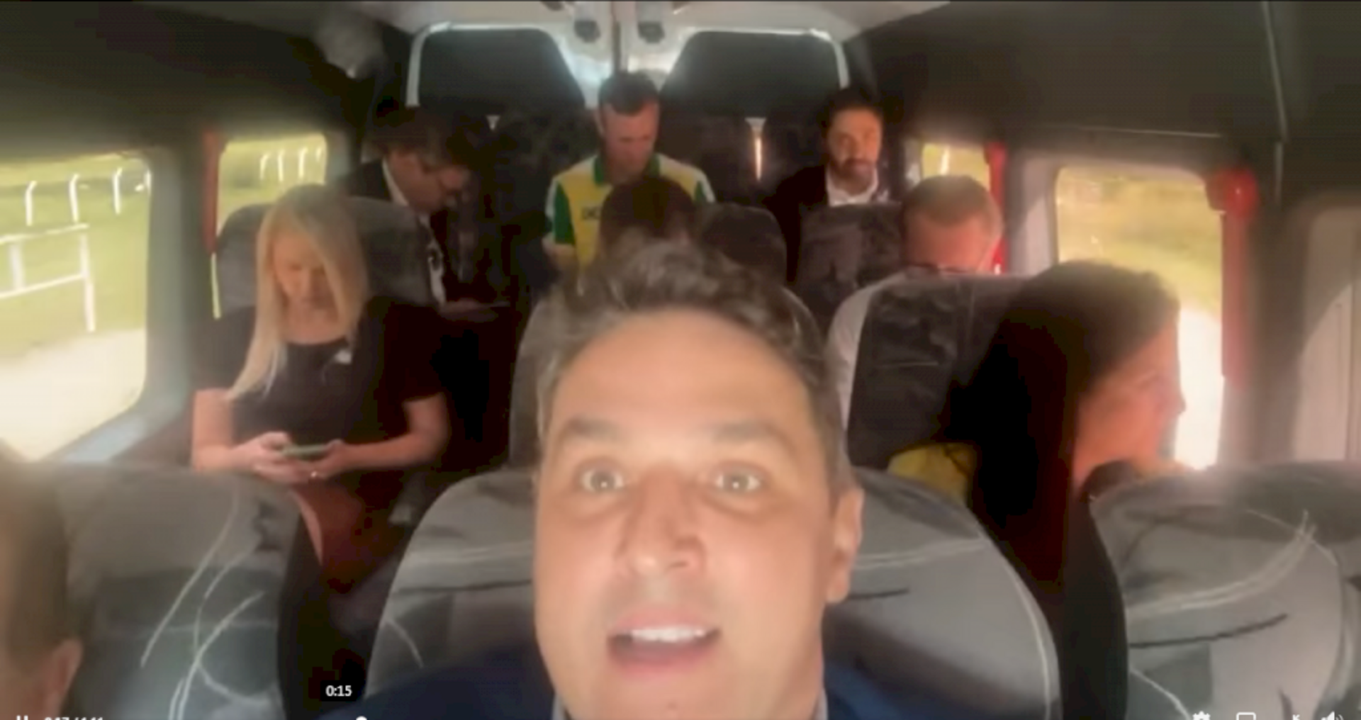 Zucco gravou vídeo na van com os parlamentares
