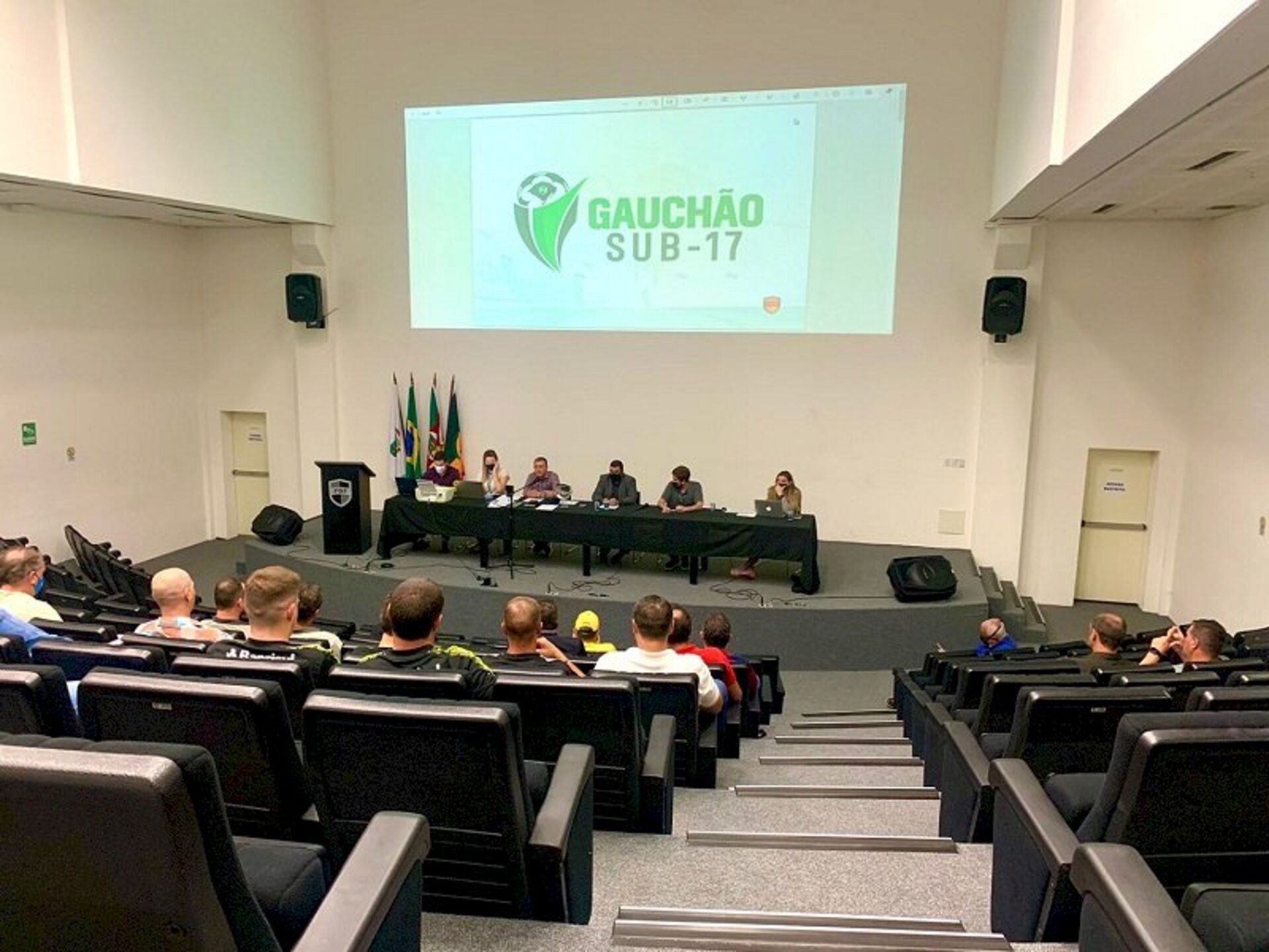 Conselho Técnico ocorreu na sede da FGF