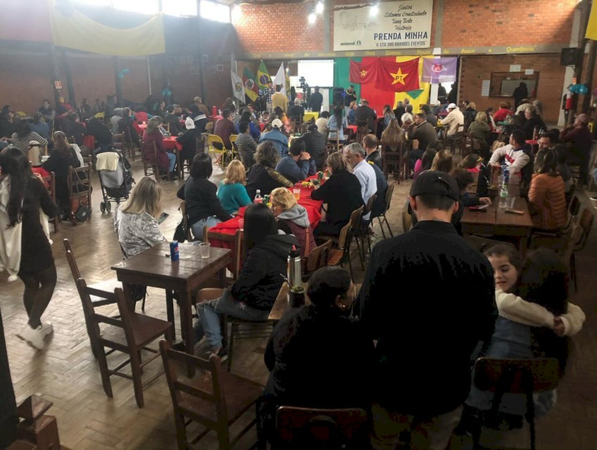 Correligionários da região prestigiaram a apresentação da pré-candidatura