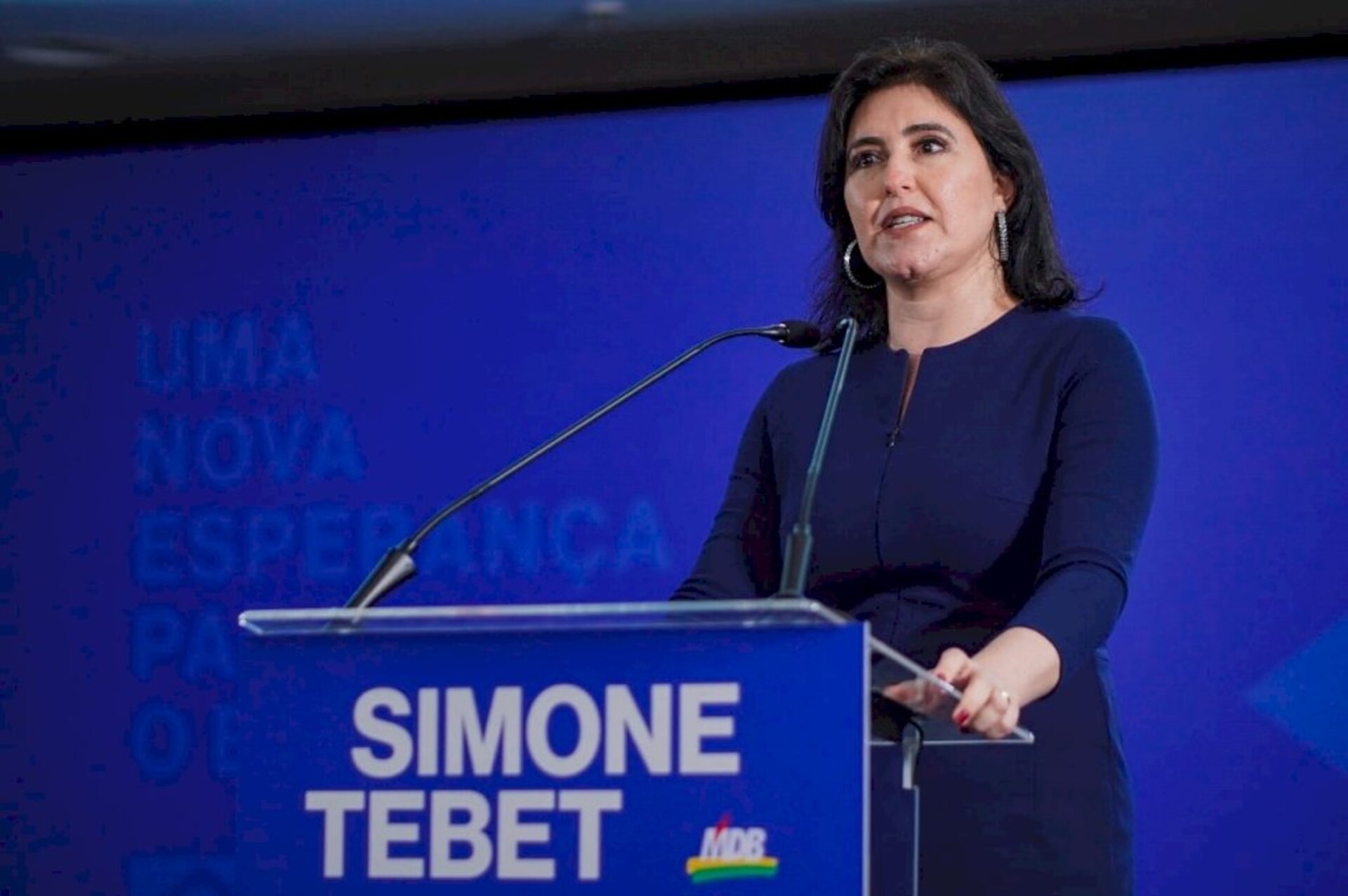 Simone participa de debate sobre plano de governo