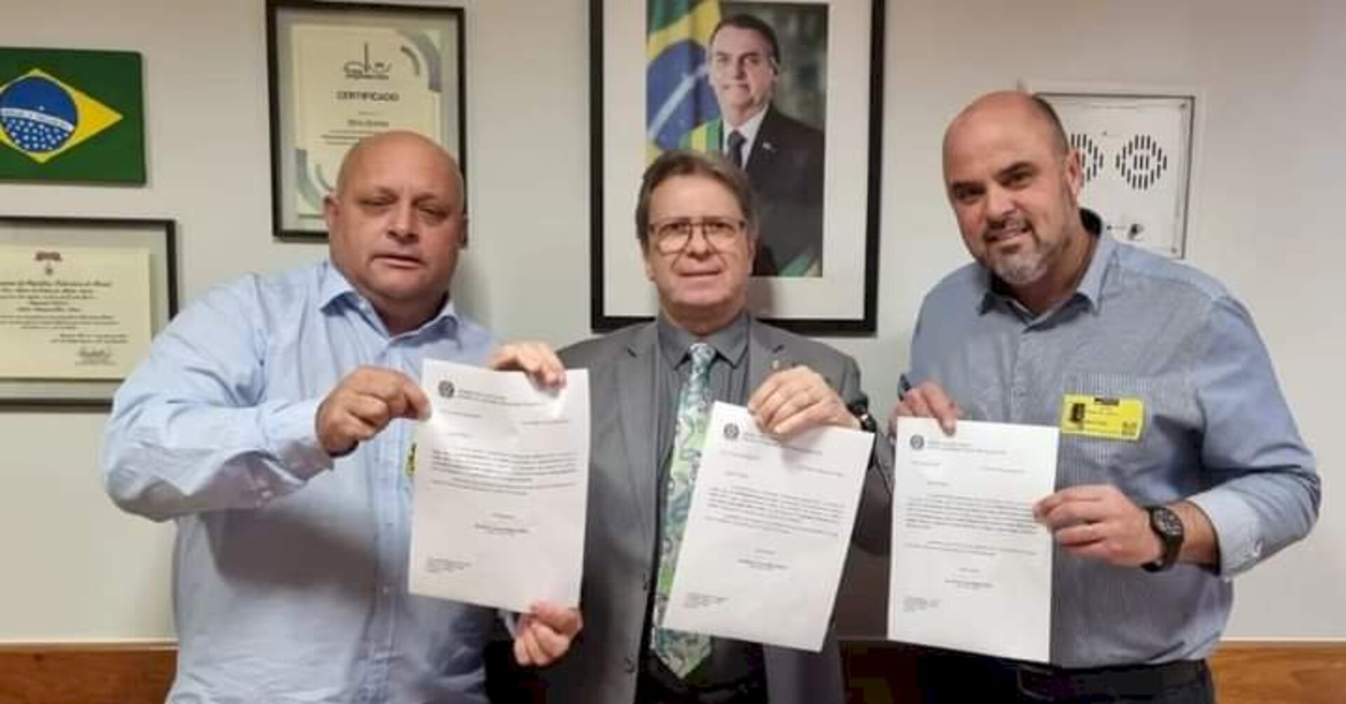 Xuba, Bibo Nunes e Apoitia
