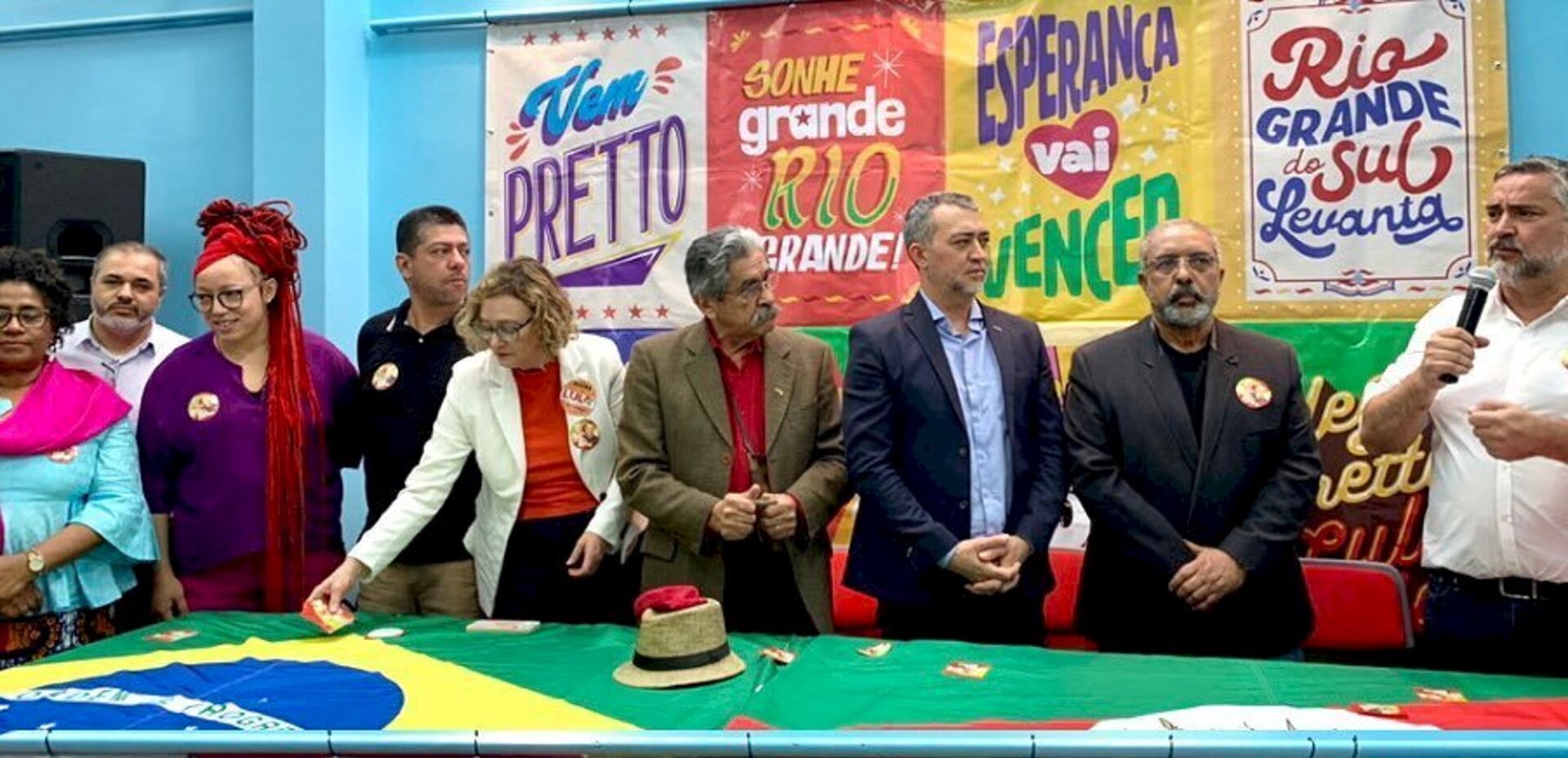 Anúncio foi feito nesta segunda-feira na sede do PT, em Porto Alegre