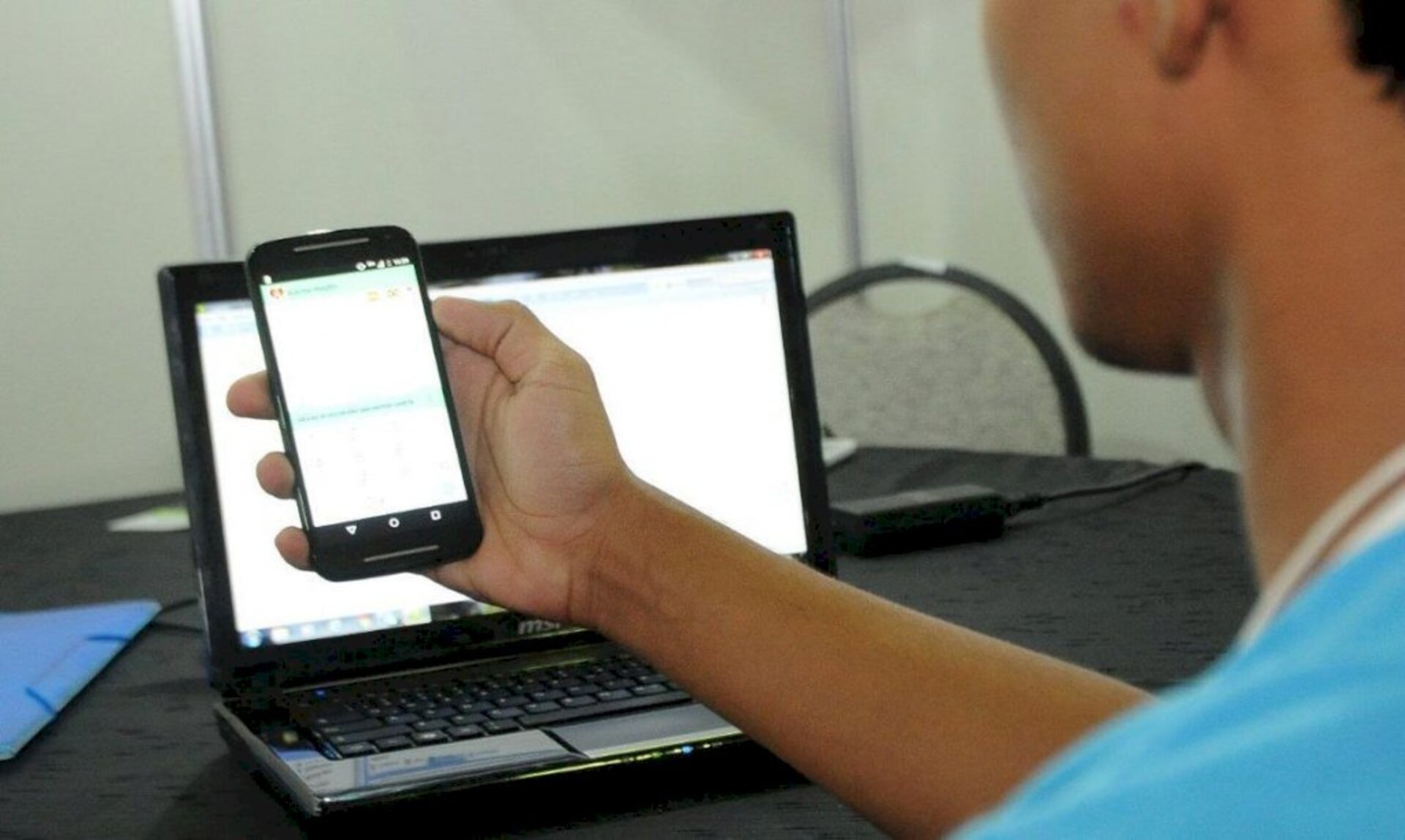 Orientação é que a pessoa não abra esse tipo de mensagem por internet