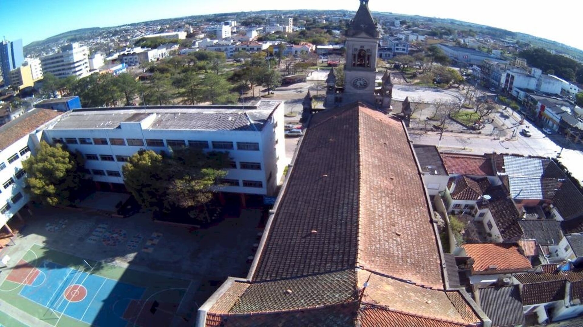 Documento foi protocolado ontem na Prefeitura