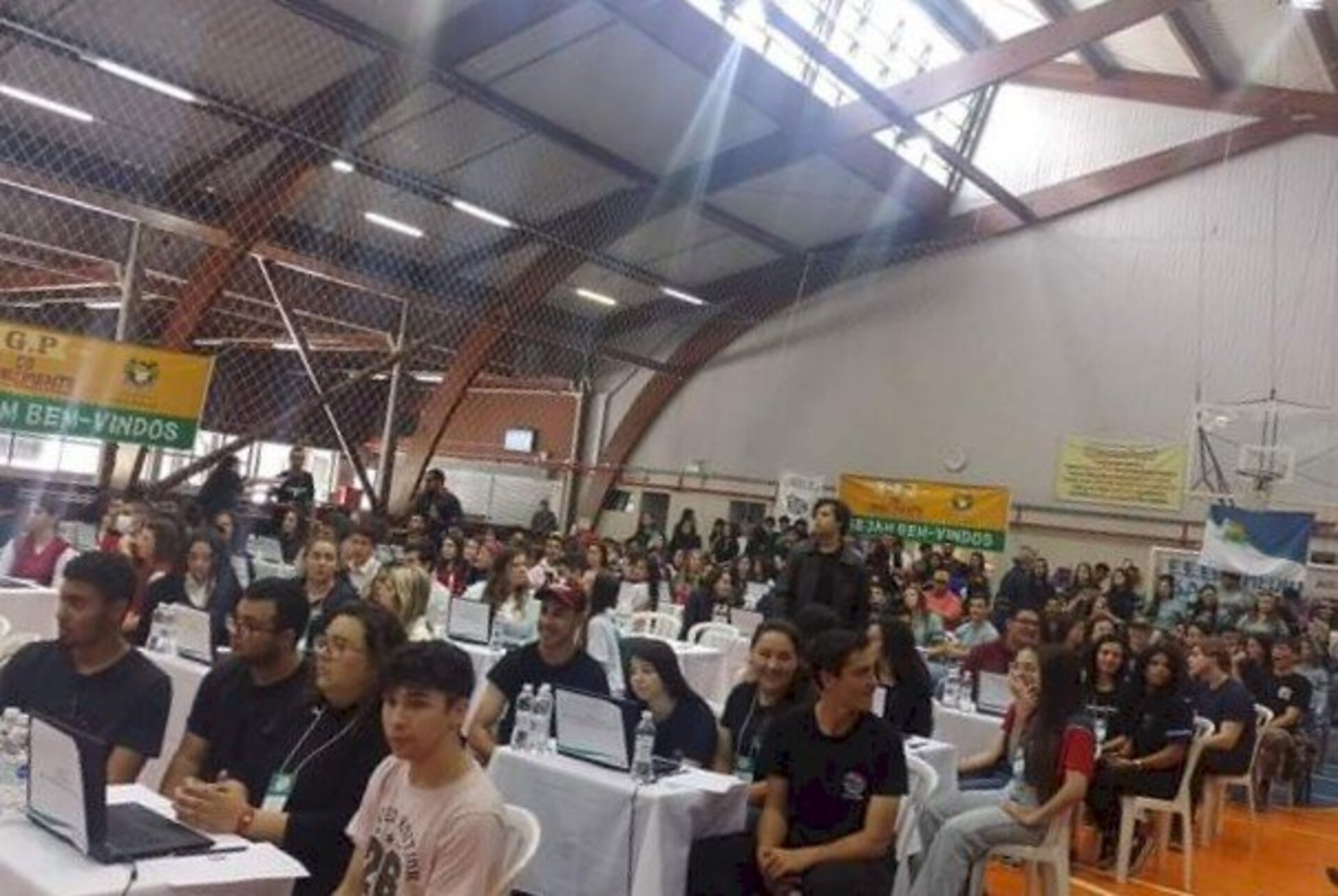 Vinte e uma escolas participaram