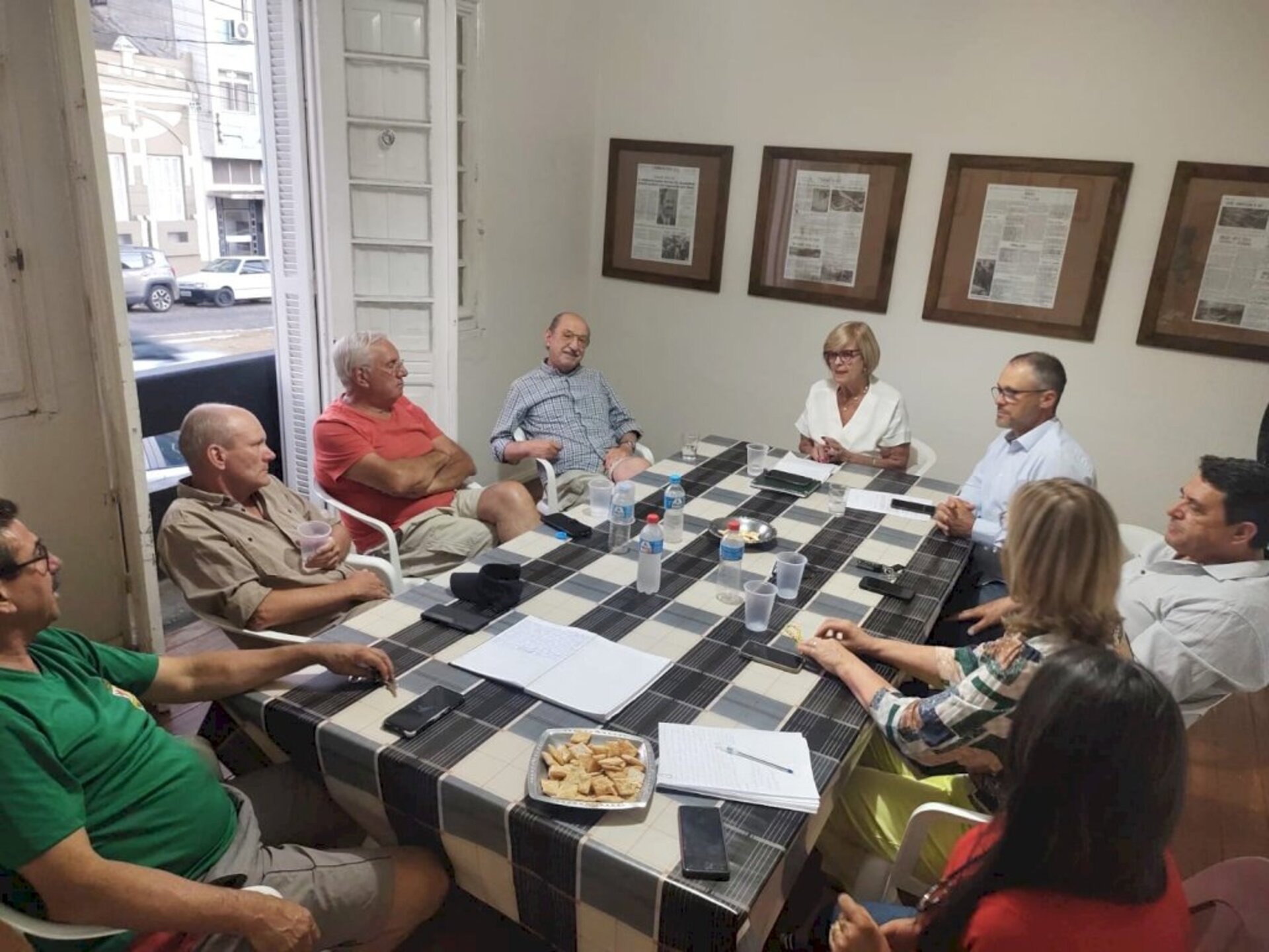 Primeiro encontro na nova sede do partido