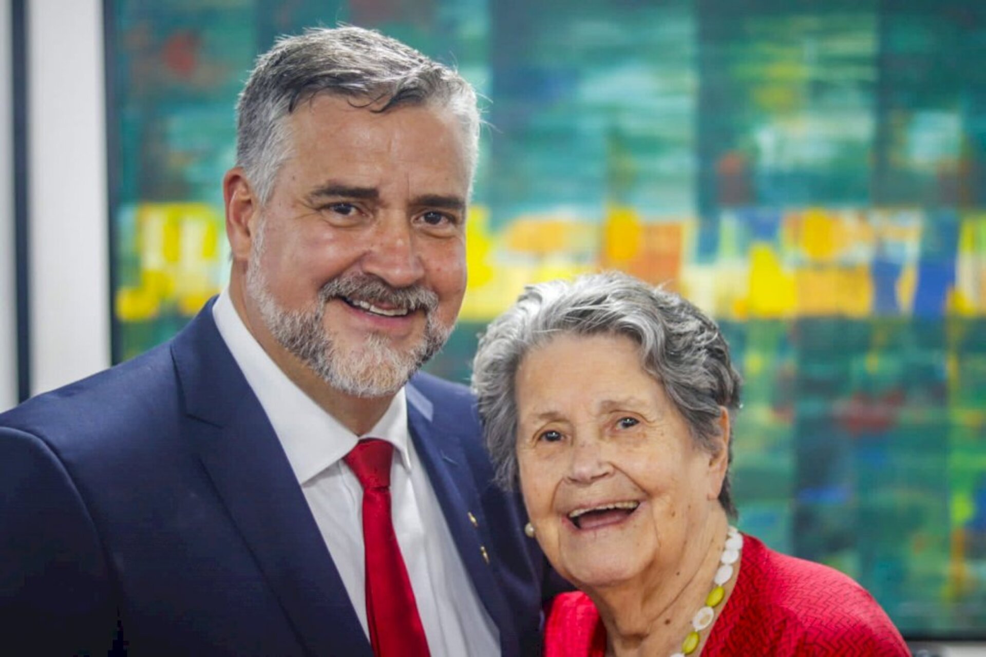 Dona Rita Beatriz prestigiou a posse do filho