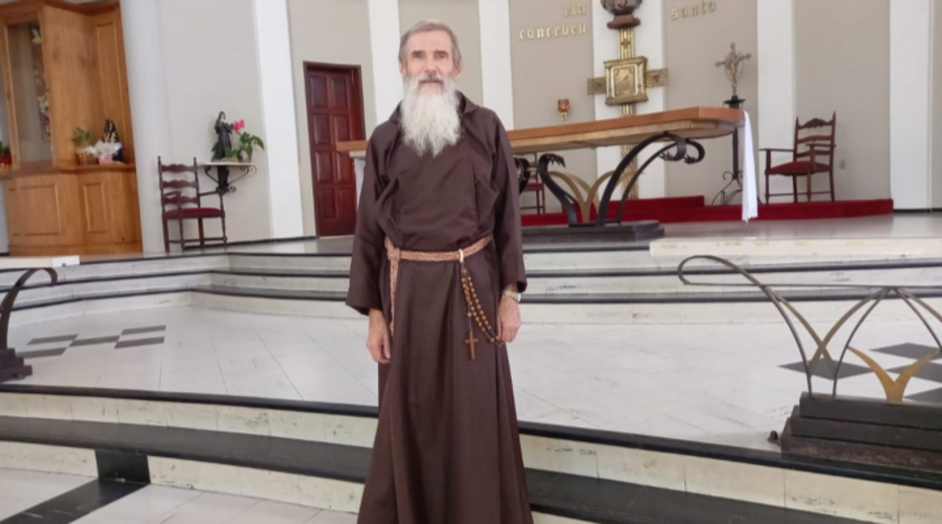 Religioso ficou 20 anos fora do Brasil