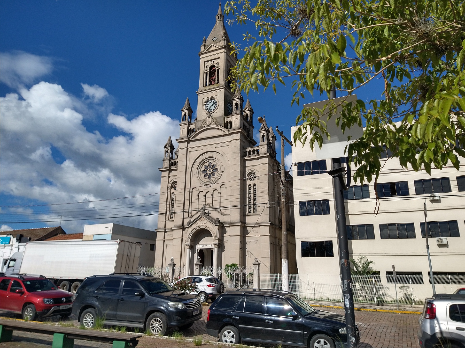 Serão duas atividades neste mês de março
