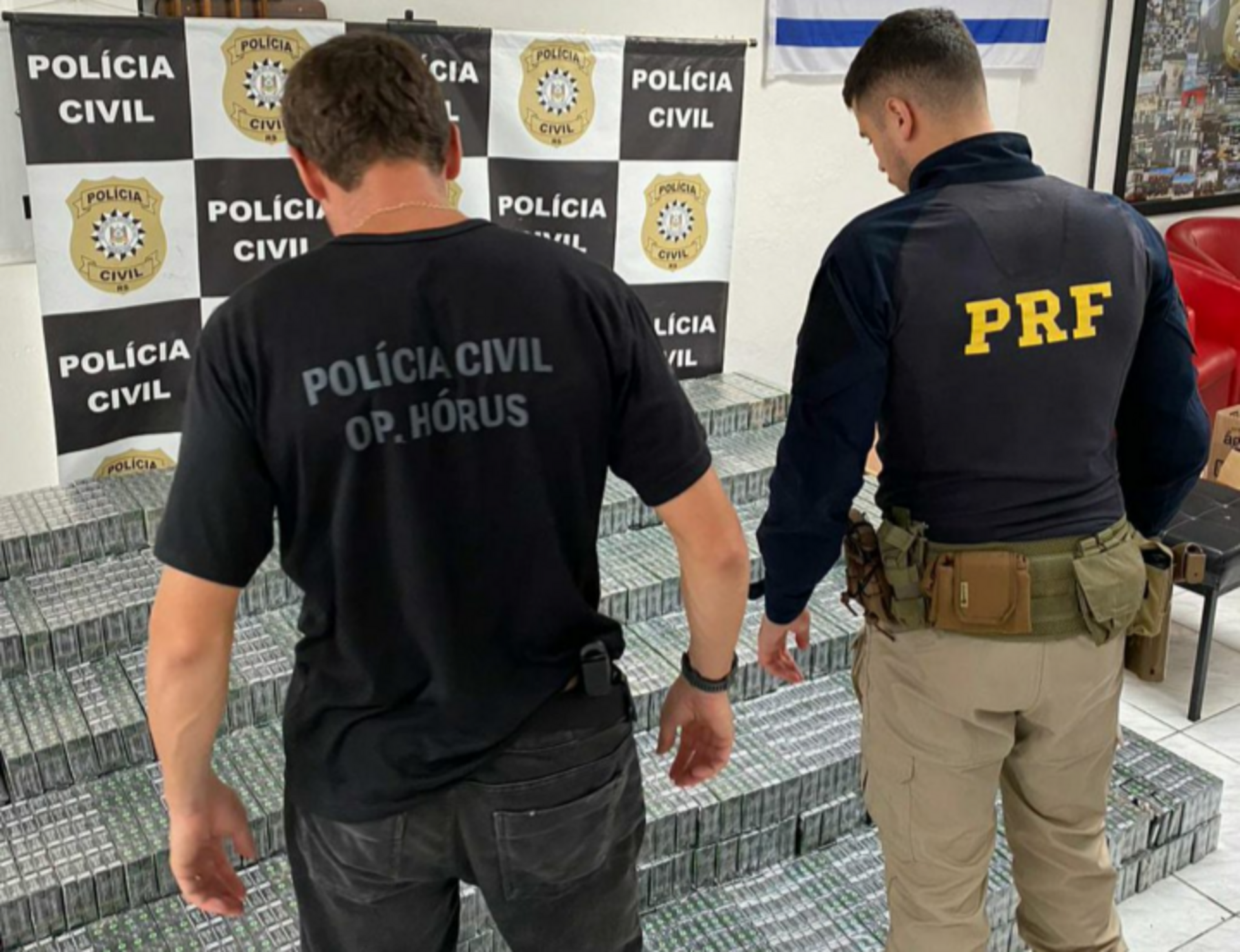 Criminosos foram abordados na BR-293, em uma ação conjunta
