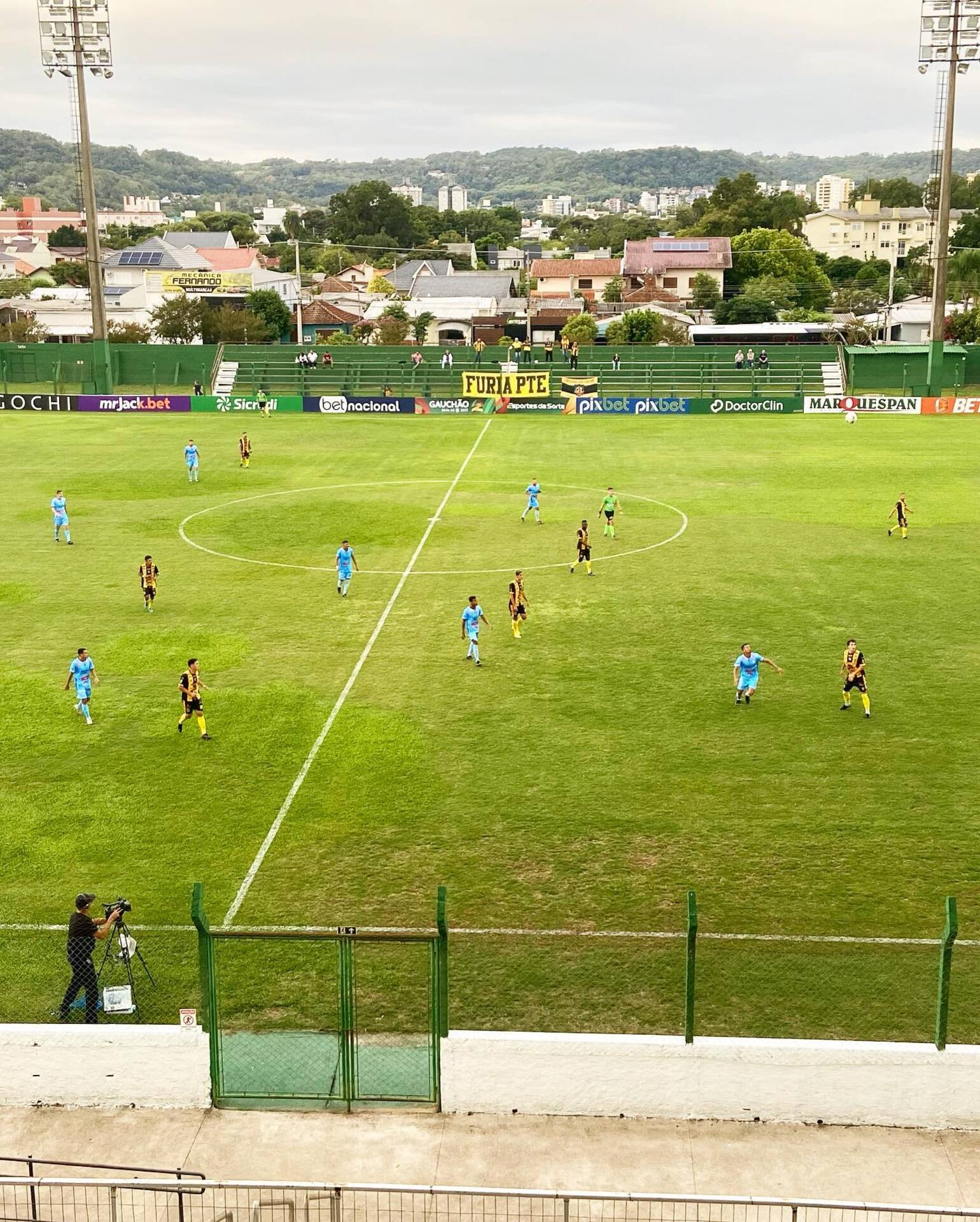 Jalde-negro levou três gols