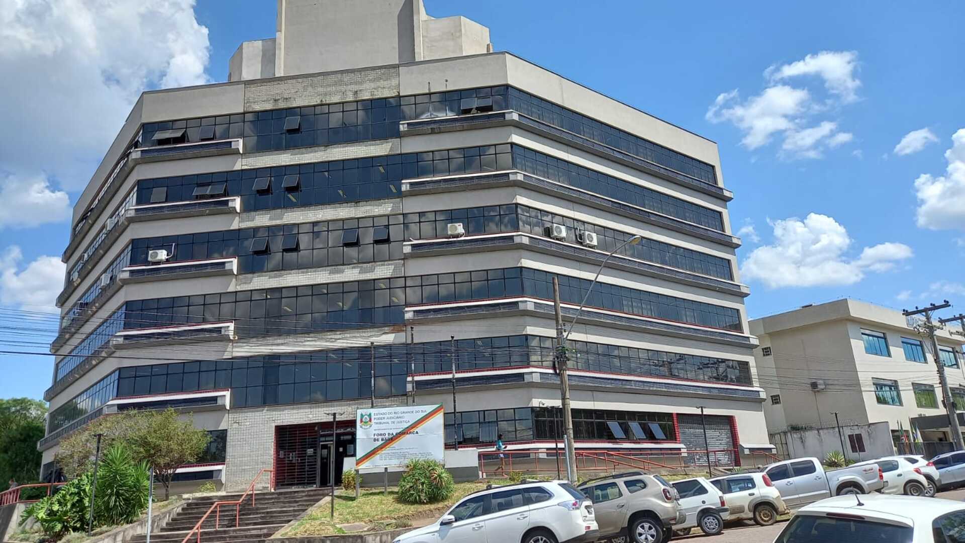 Estavam sendo julgados dois irmãos por tentativa de homicídio