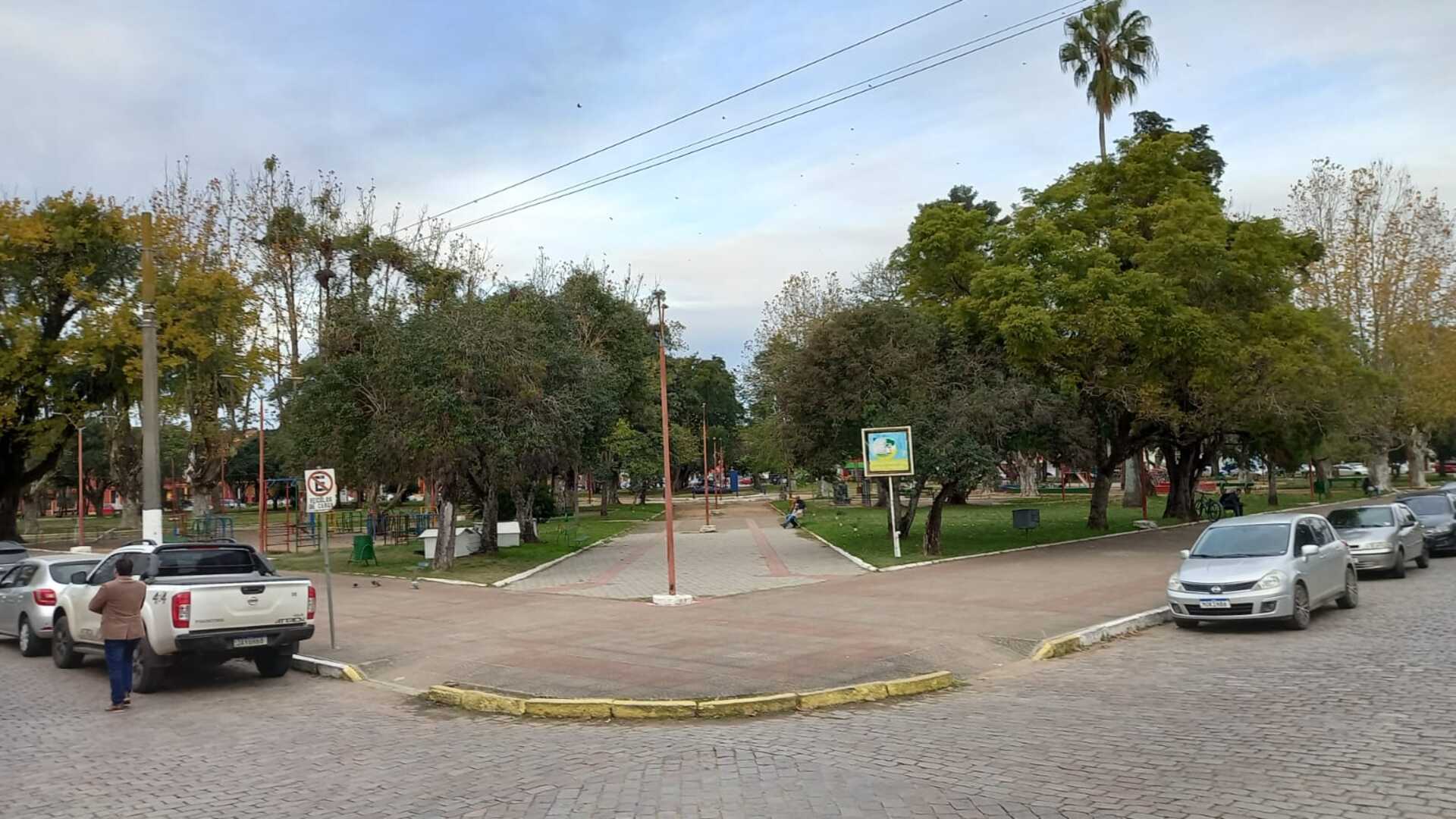 Entorpecentes seriam vendidos na praça da Estação