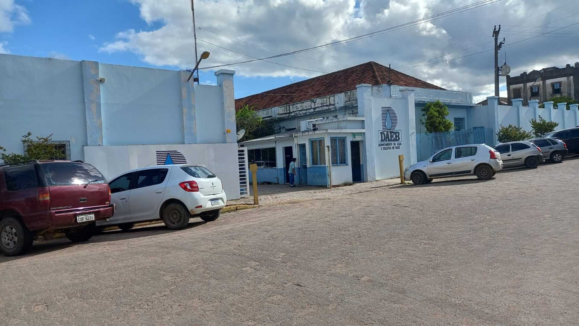 Representante da autarquia disse que nesse caso existe dispensa de licitação
