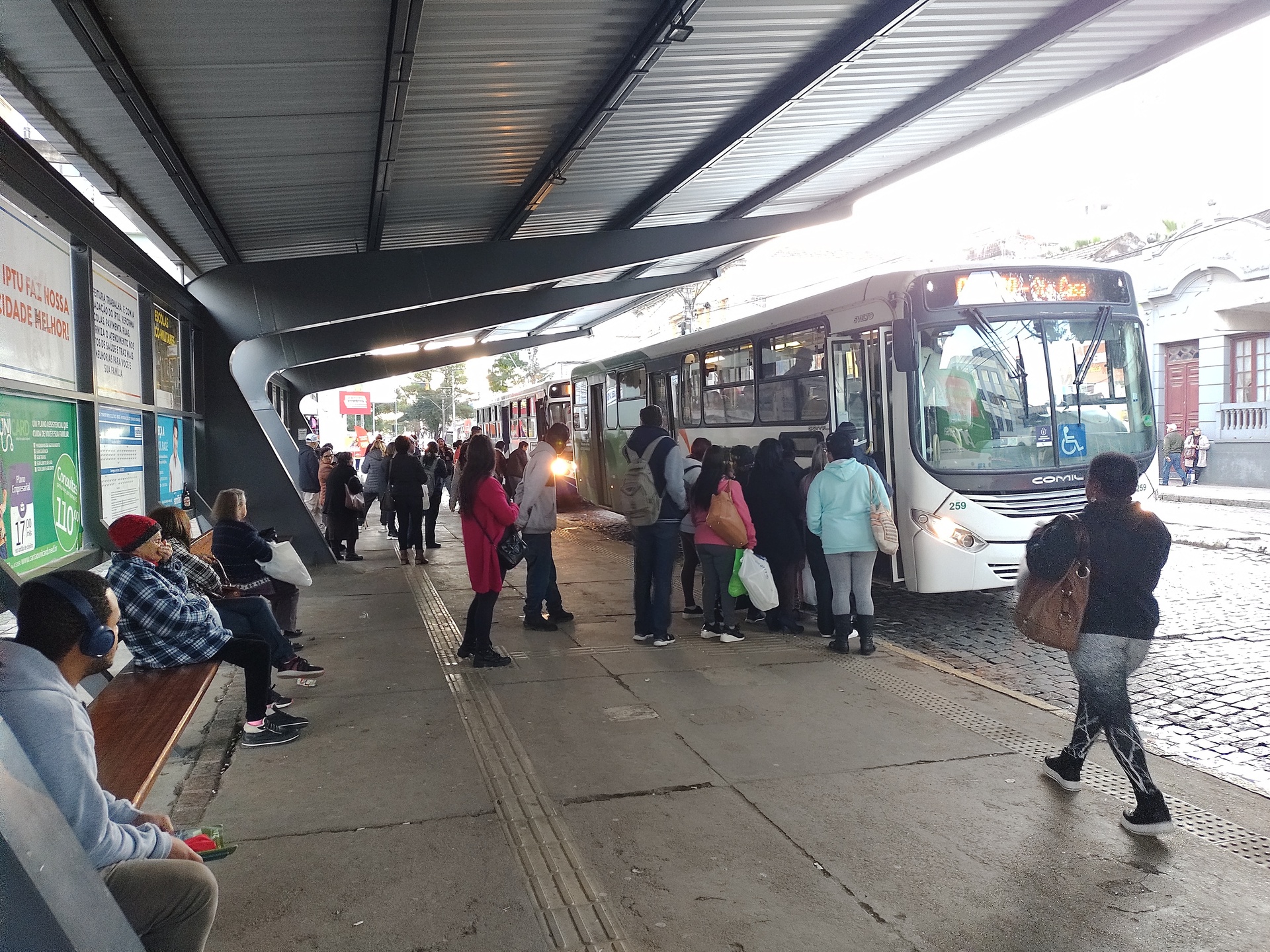 OAB Barro Preto - Leitores opinam sobre alteração nos horários dos ônibus