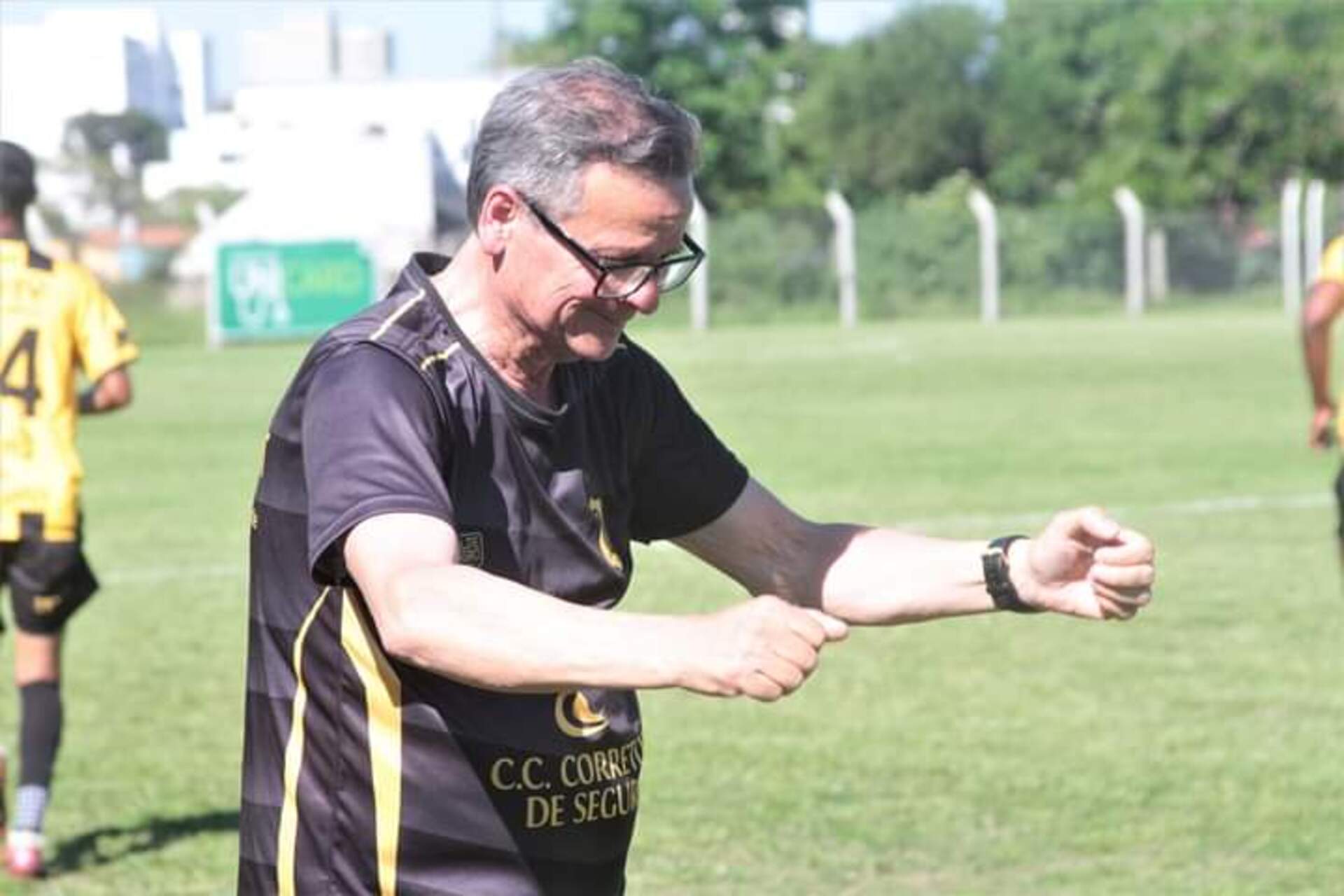 "Estou muito feliz em estar presidente do clube"