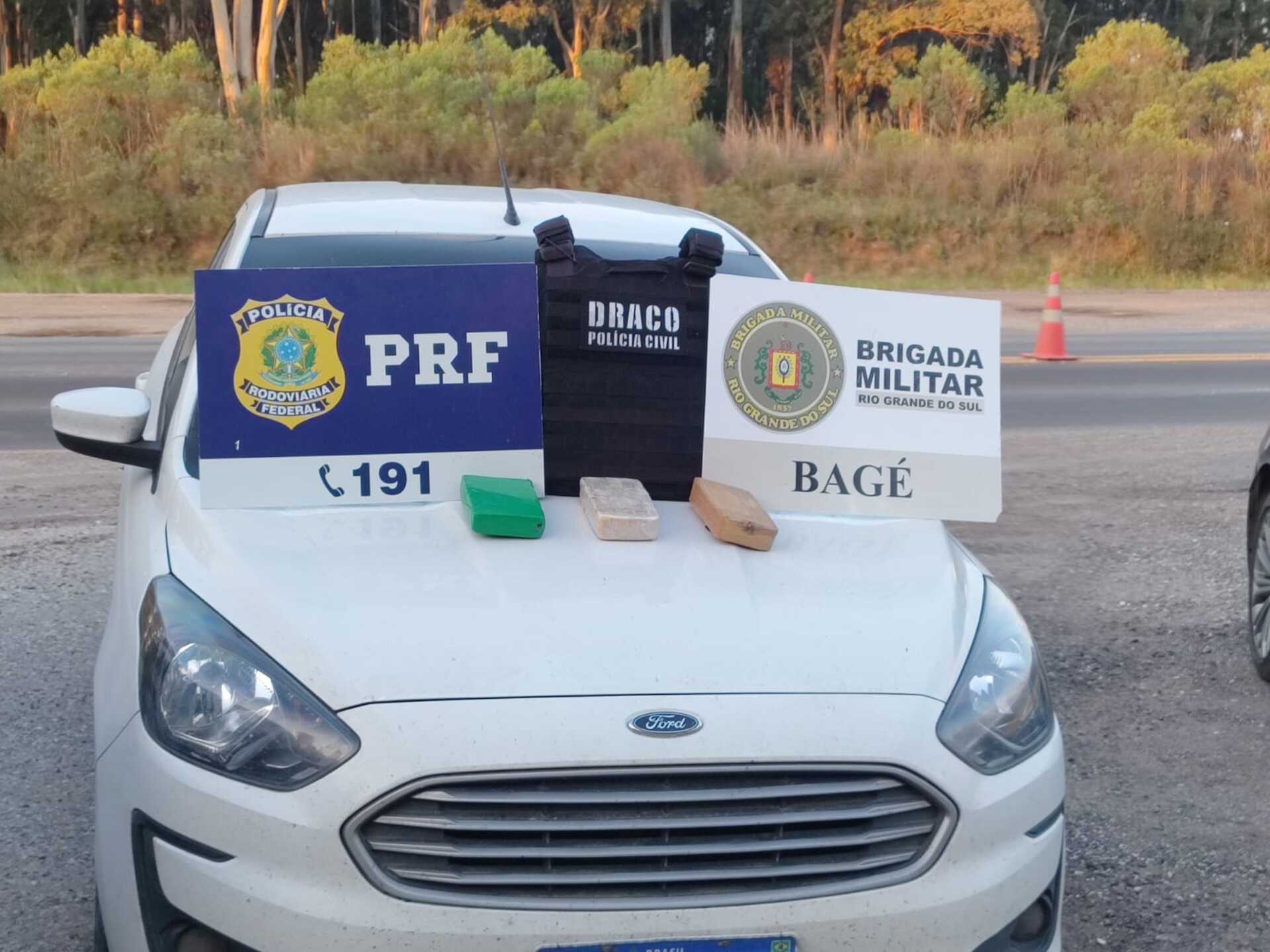 OAB Barro Preto - Polícia prende homem que transportava drogas em veículo da Saúde
