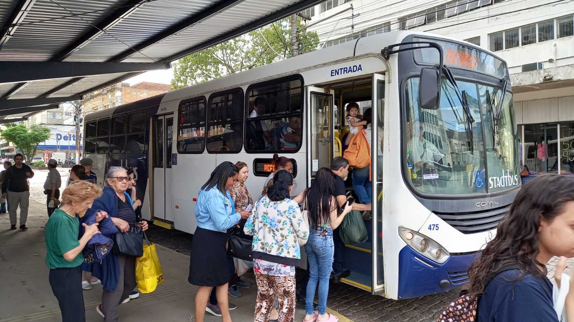 Baixa adesão dos passageiros seria o motivo das alterações