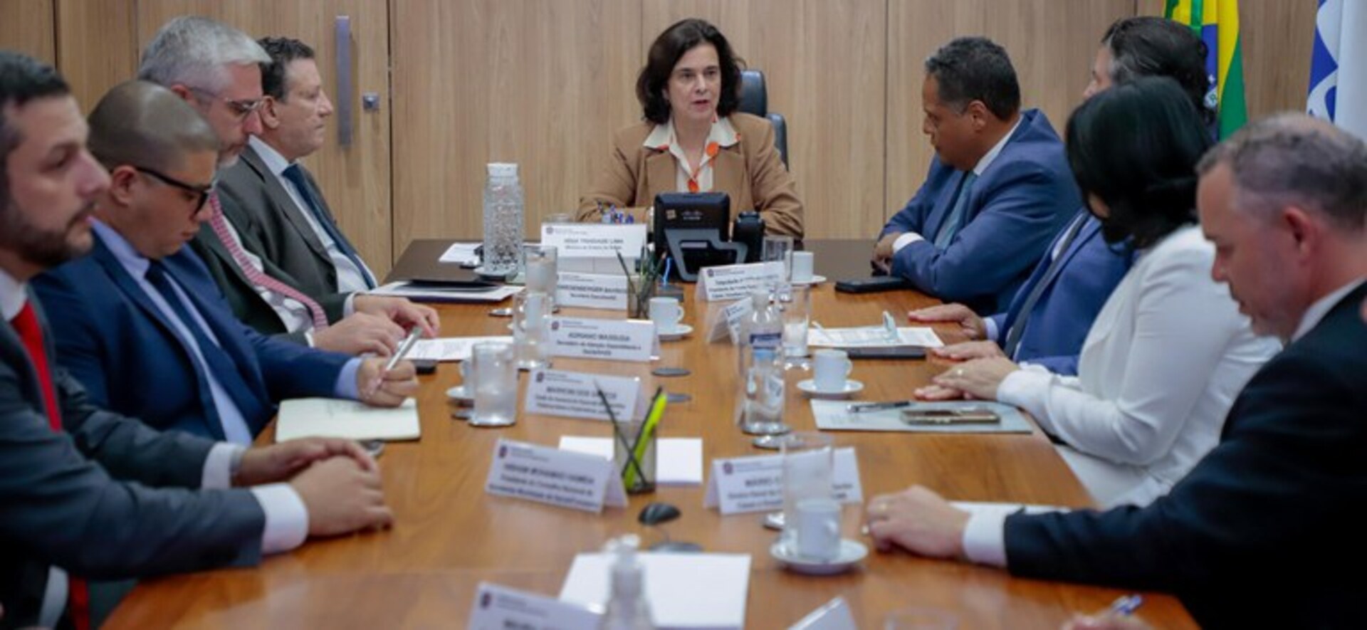 Ministrada Saúde havia se reunidos com representantes de instituições