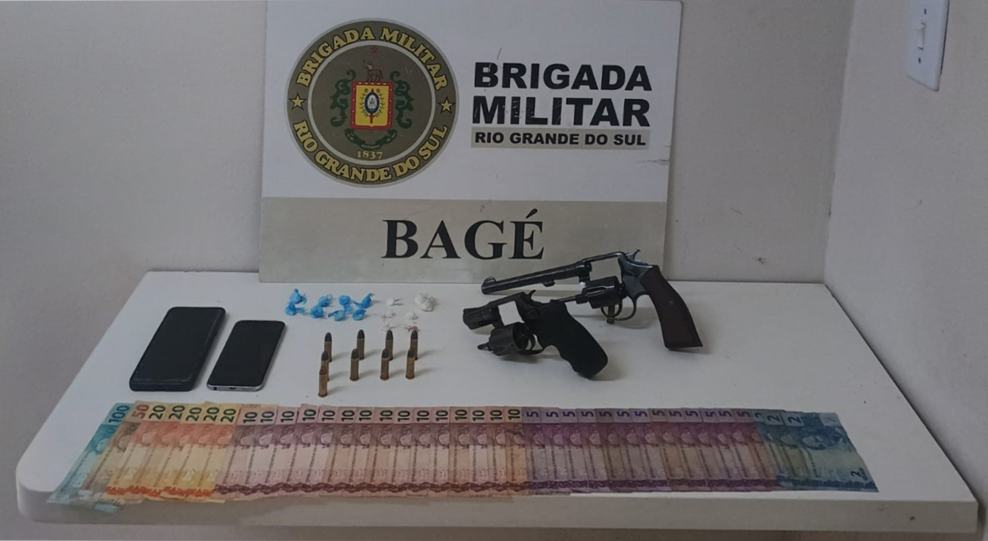 OAB Barro Preto - Homem tenta fugir, mas é preso pela Brigada Militar