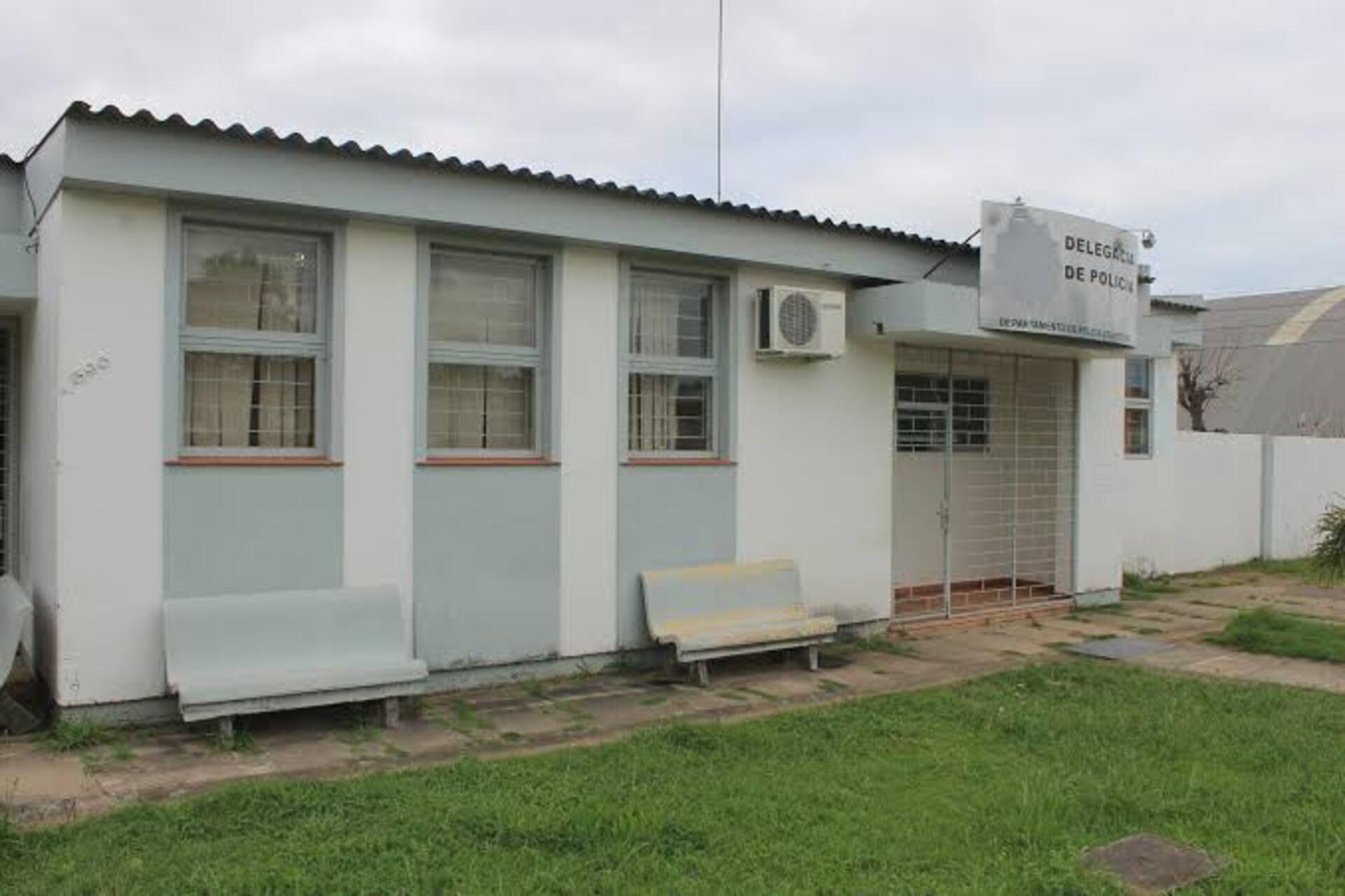 OAB Barro Preto - Mulher arranca, a mordidas, parte do dedo da irmã