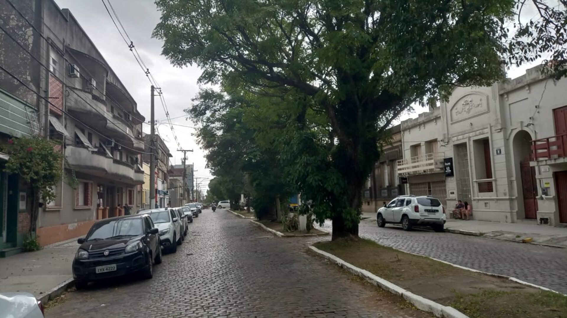 Mais uma vez, estabelecimentos tiveram que fechar as portas